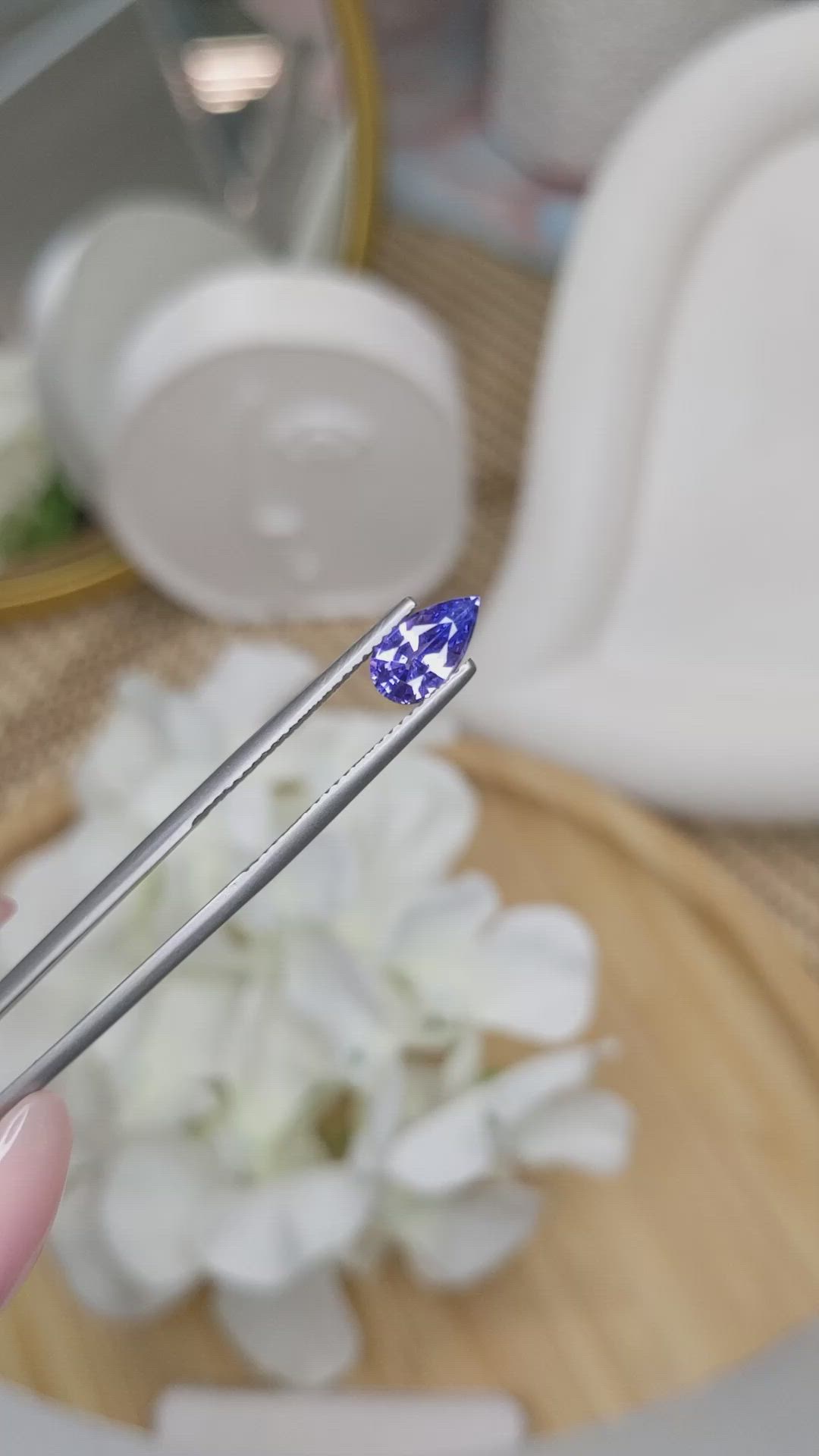 1.07 Ct. Color Change Sapphire from Ceylon (Sri Lanka) Size Video