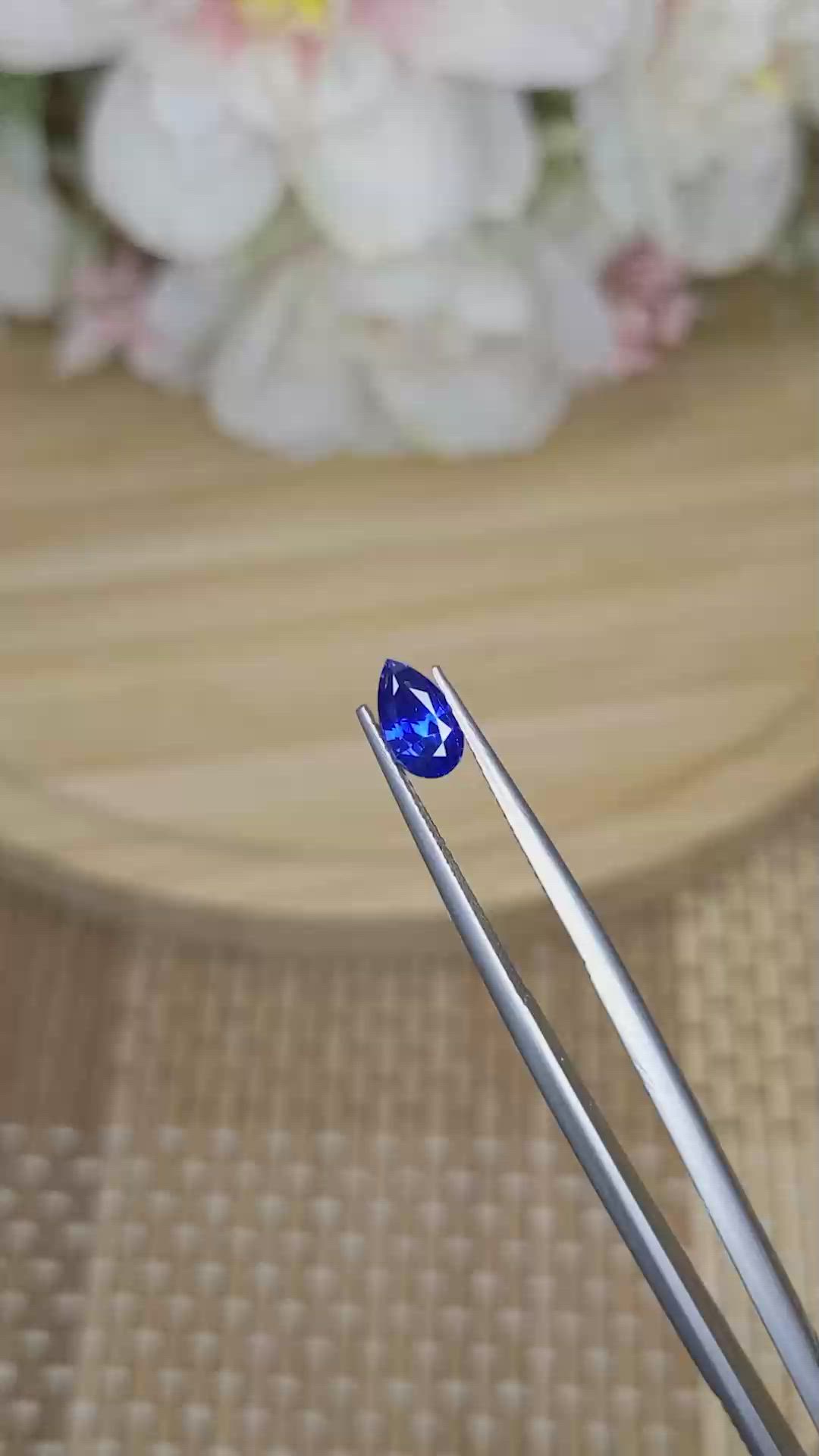 0.87 Ct. Blue Sapphire from Ceylon (Sri Lanka) Size Video