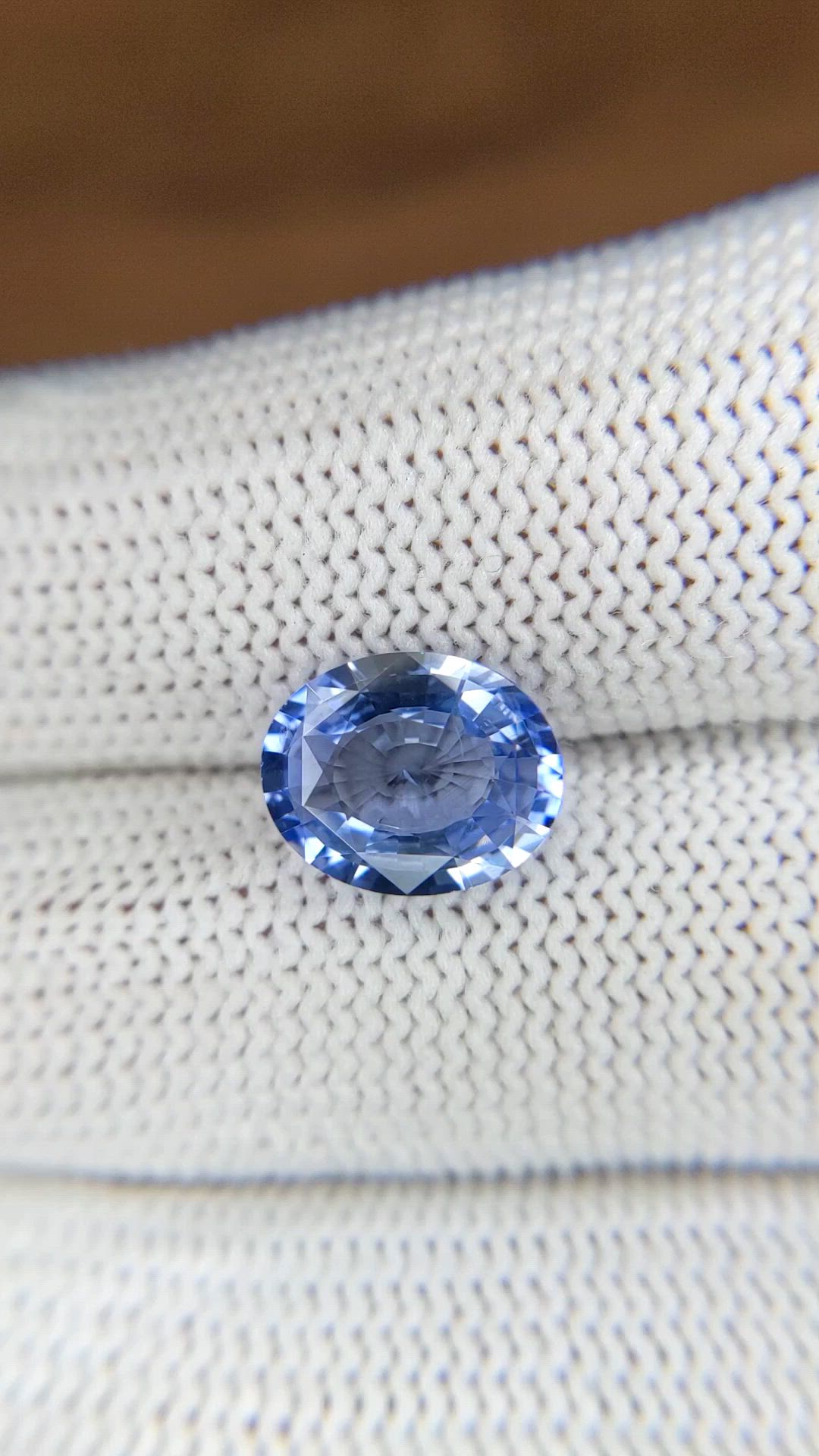 3.14 Ct. Blue Sapphire from Ceylon (Sri Lanka) Size Video