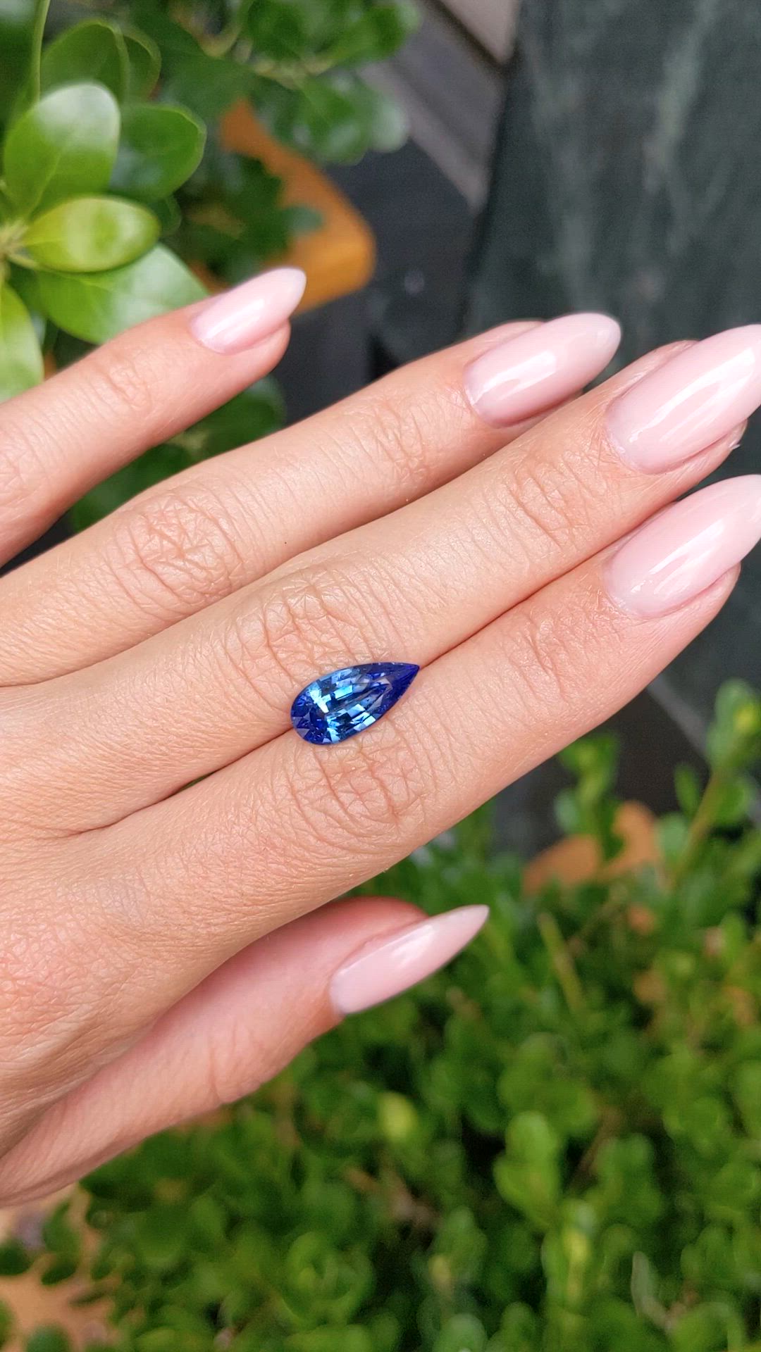 3.39 Ct. Blue Sapphire from Ceylon (Sri Lanka) Size Video