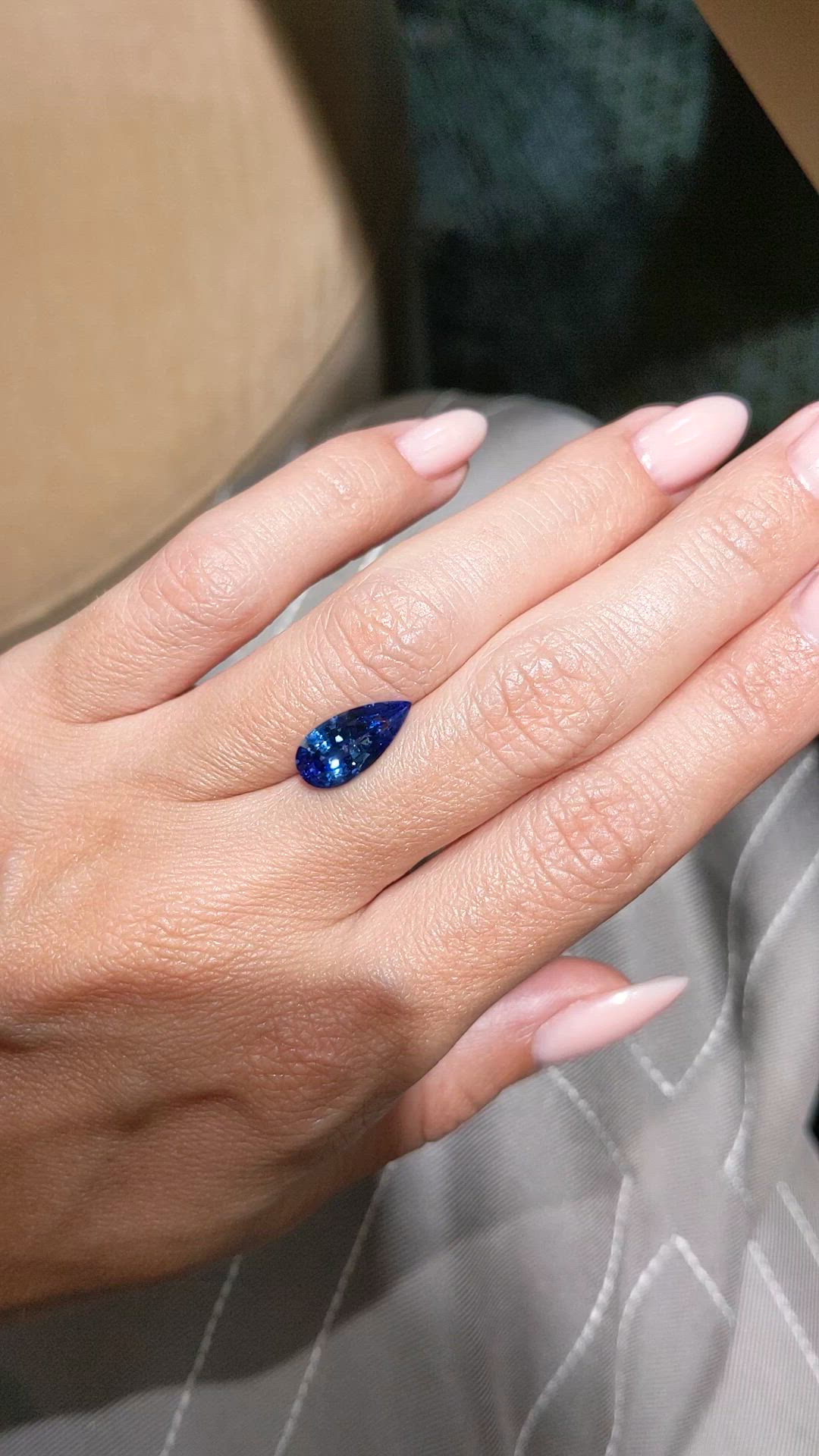 3.39 Ct. Blue Sapphire from Ceylon (Sri Lanka) Size Video