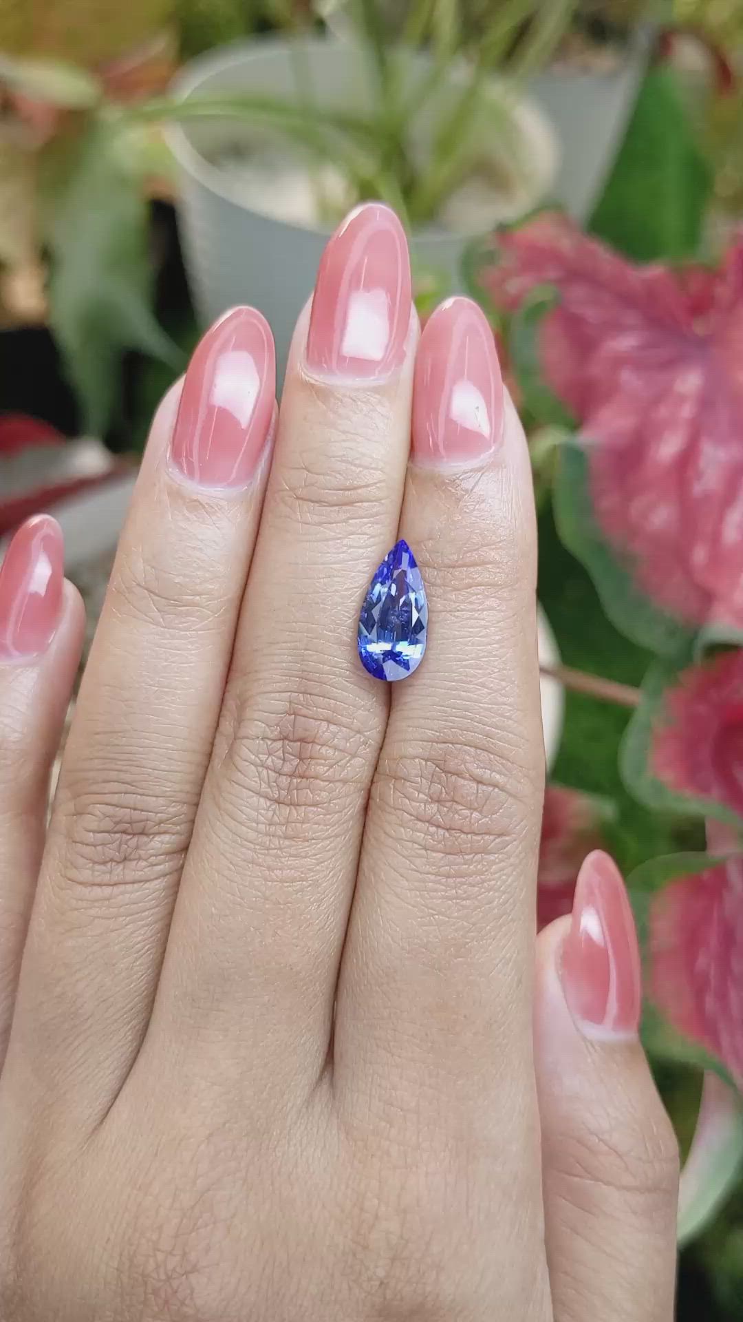 3.39 Ct. Blue Sapphire from Ceylon (Sri Lanka) Size Video