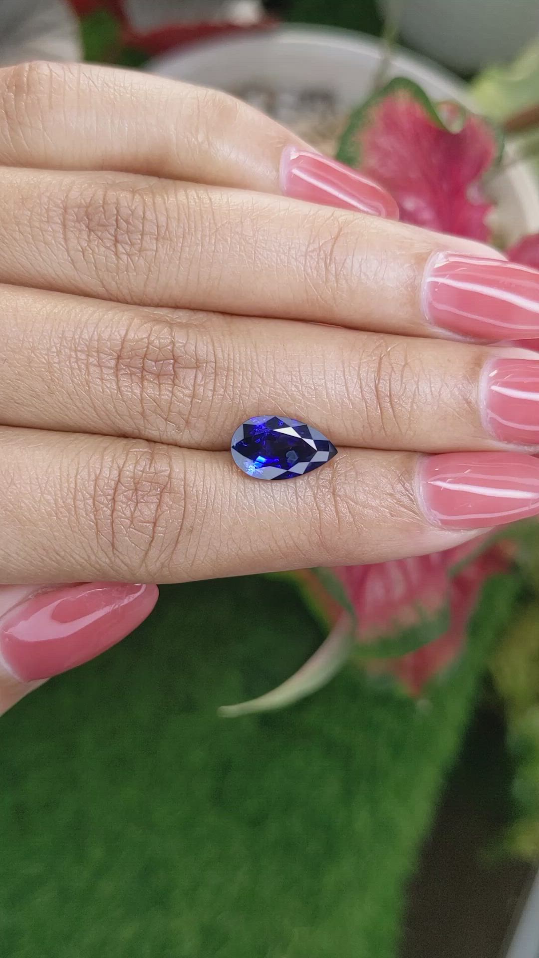 2.88 Ct. Blue Sapphire from Ceylon (Sri Lanka) Size Video