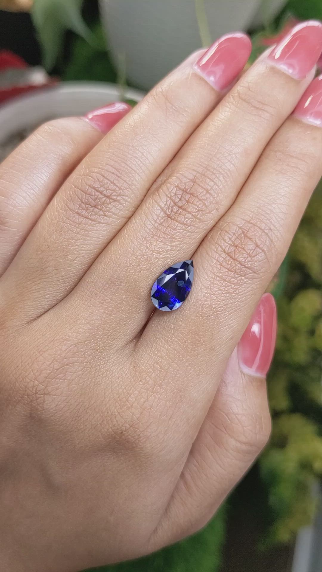 2.88 Ct. Blue Sapphire from Ceylon (Sri Lanka) Size Video