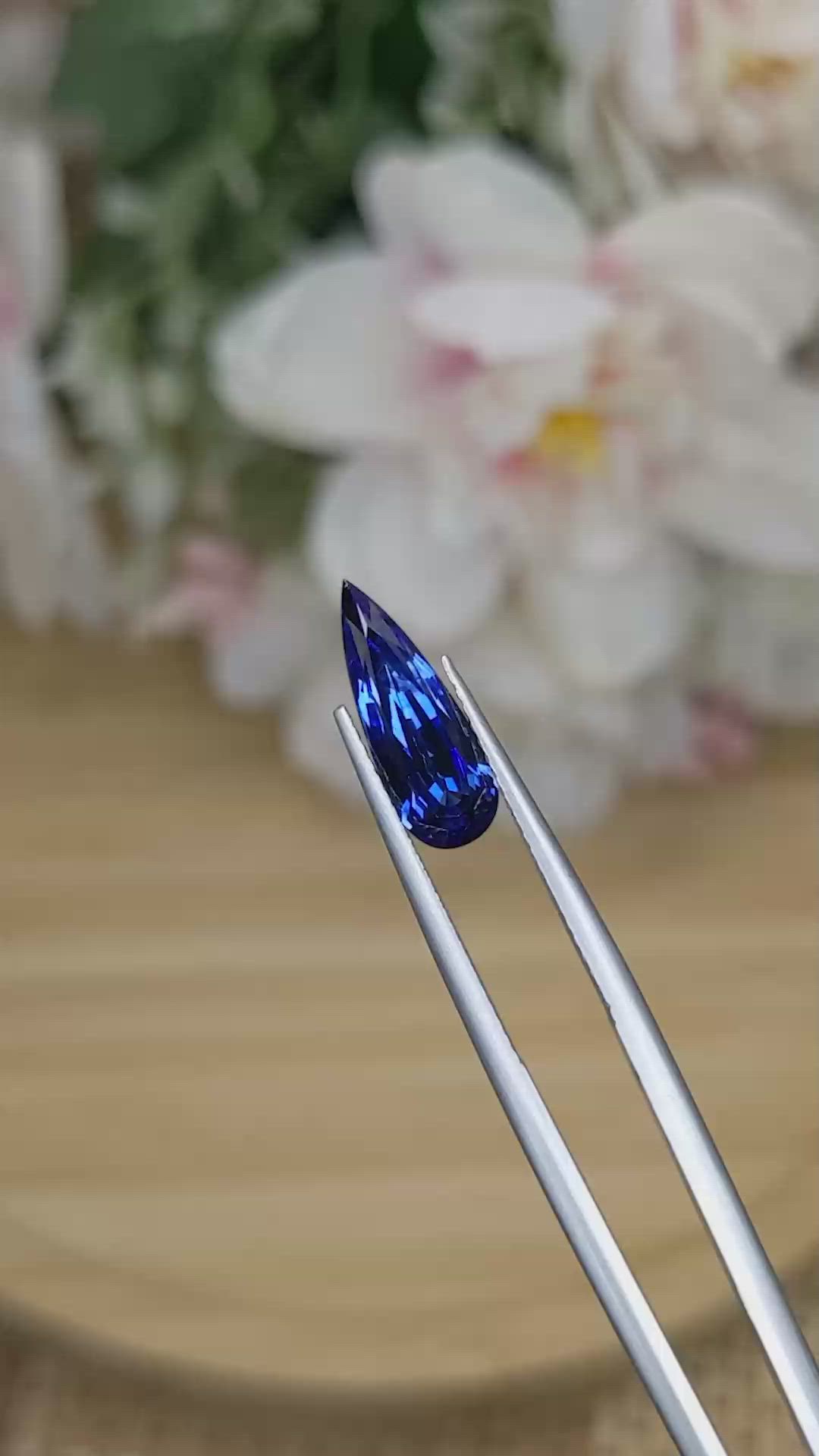2.61 Ct. Blue Sapphire from Ceylon (Sri Lanka) Size Video
