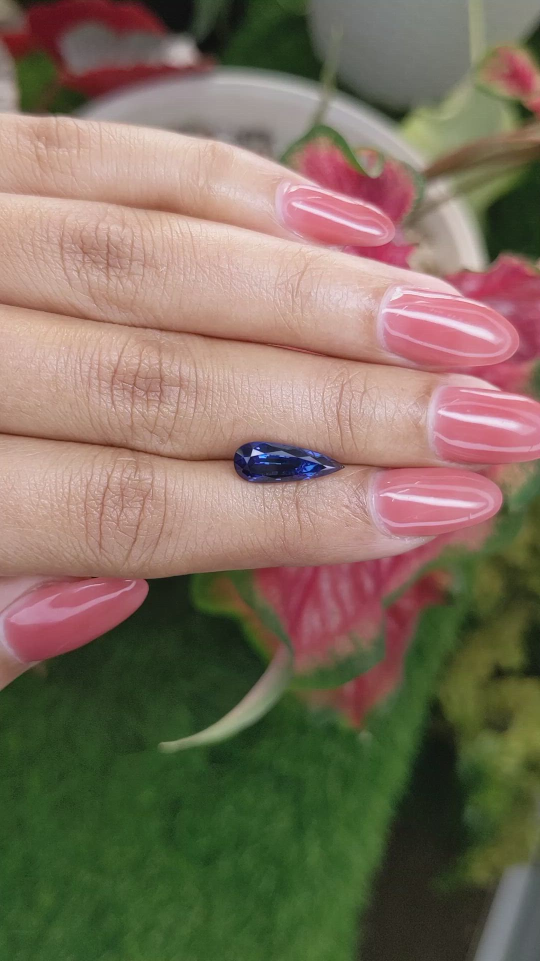 2.61 Ct. Blue Sapphire from Ceylon (Sri Lanka) Size Video