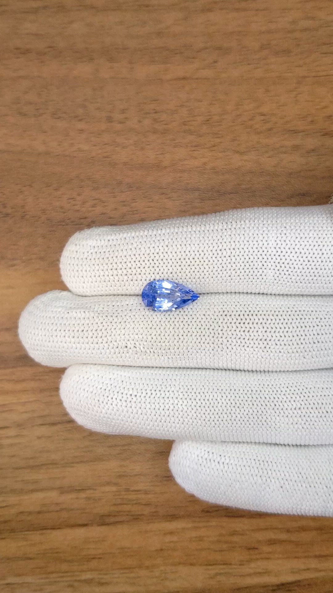 2.83 Ct. Blue Sapphire from Ceylon (Sri Lanka) Size Video