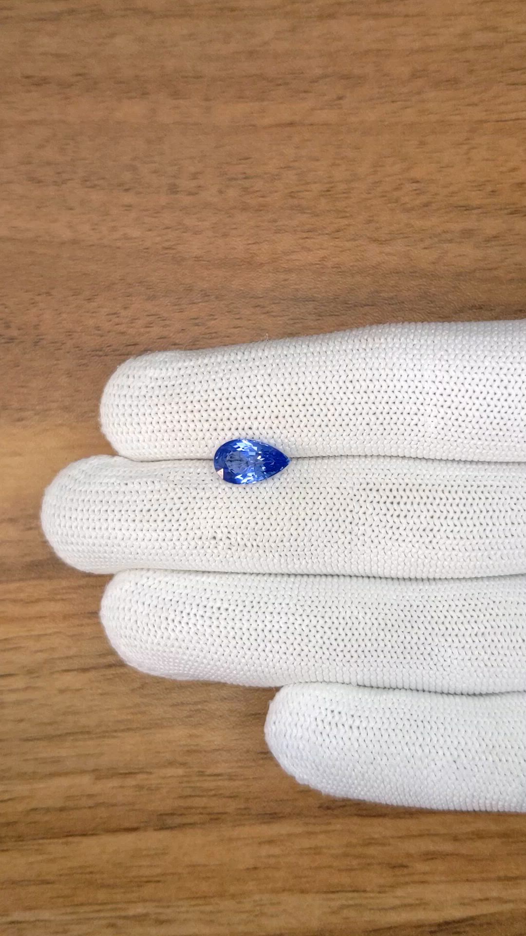 2.28 Ct. Blue Sapphire from Ceylon (Sri Lanka) Size Video