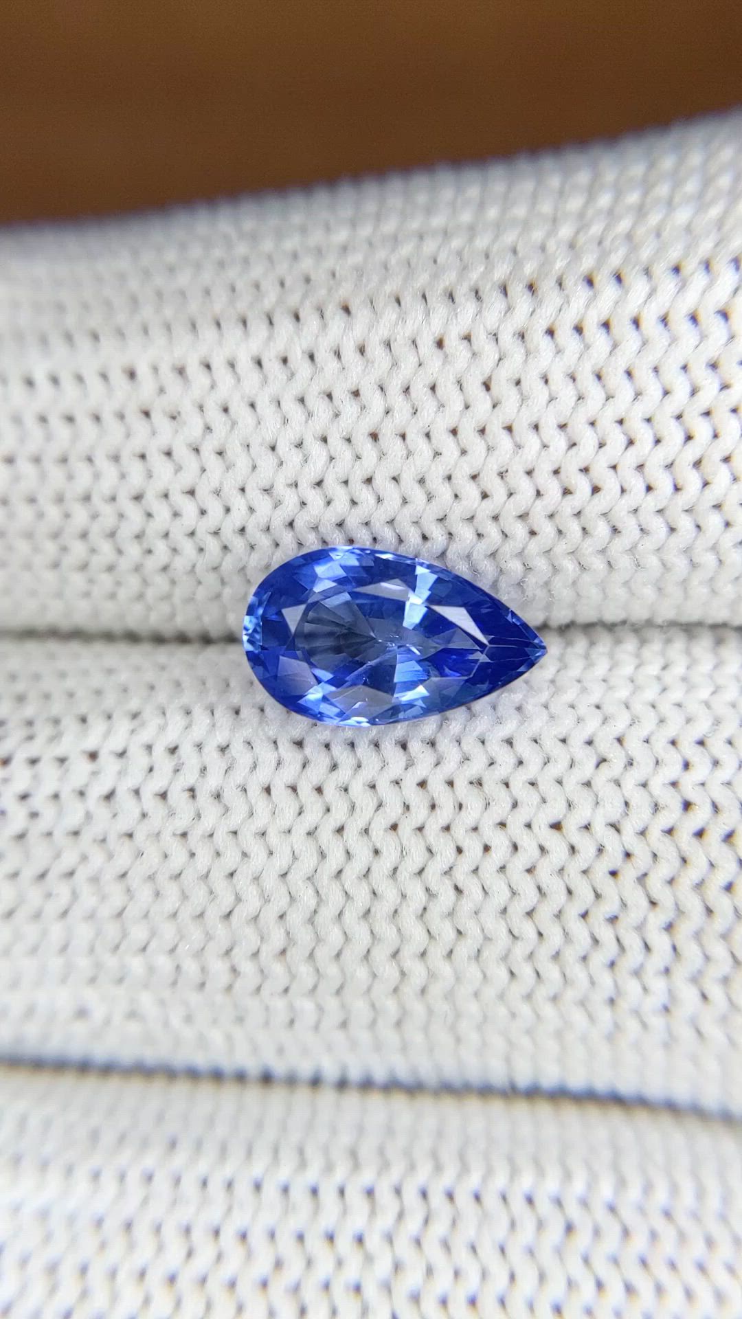 2.28 Ct. Blue Sapphire from Ceylon (Sri Lanka) Size Video