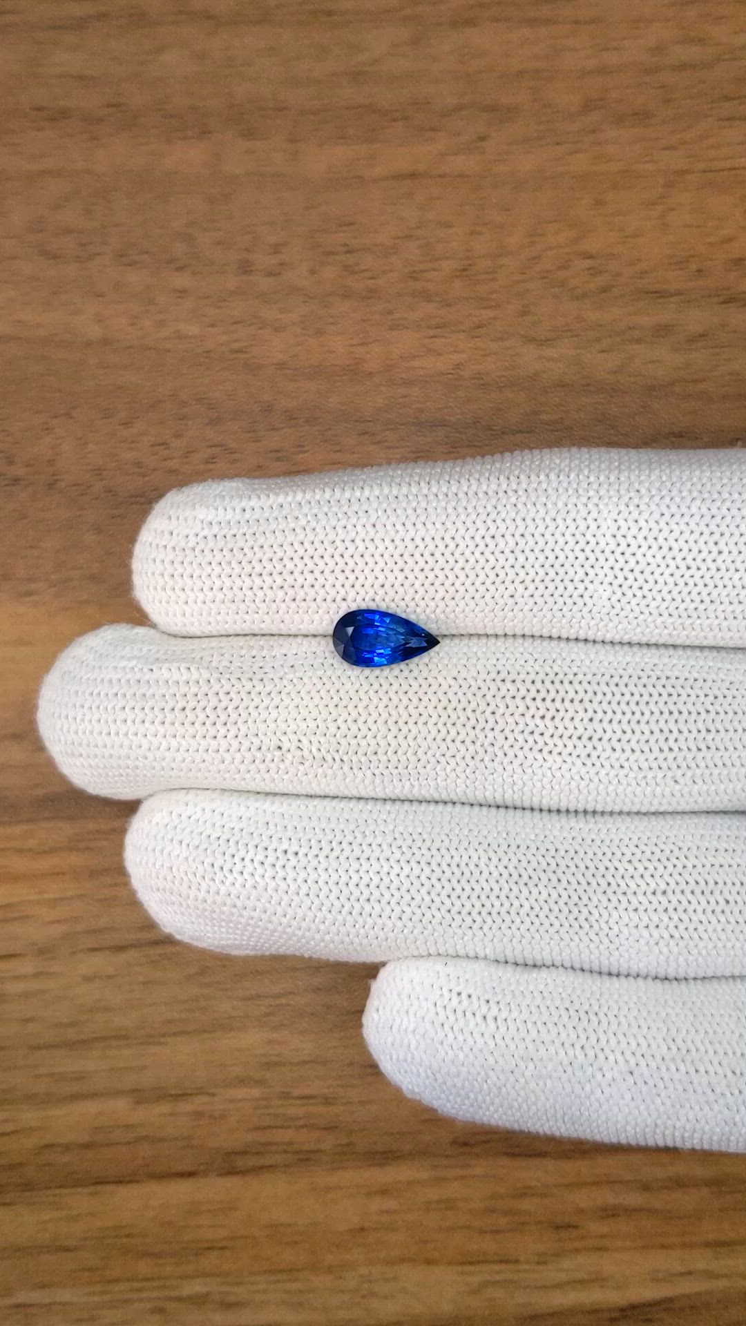 1.62 Ct. Blue Sapphire from Ceylon (Sri Lanka) Size Video