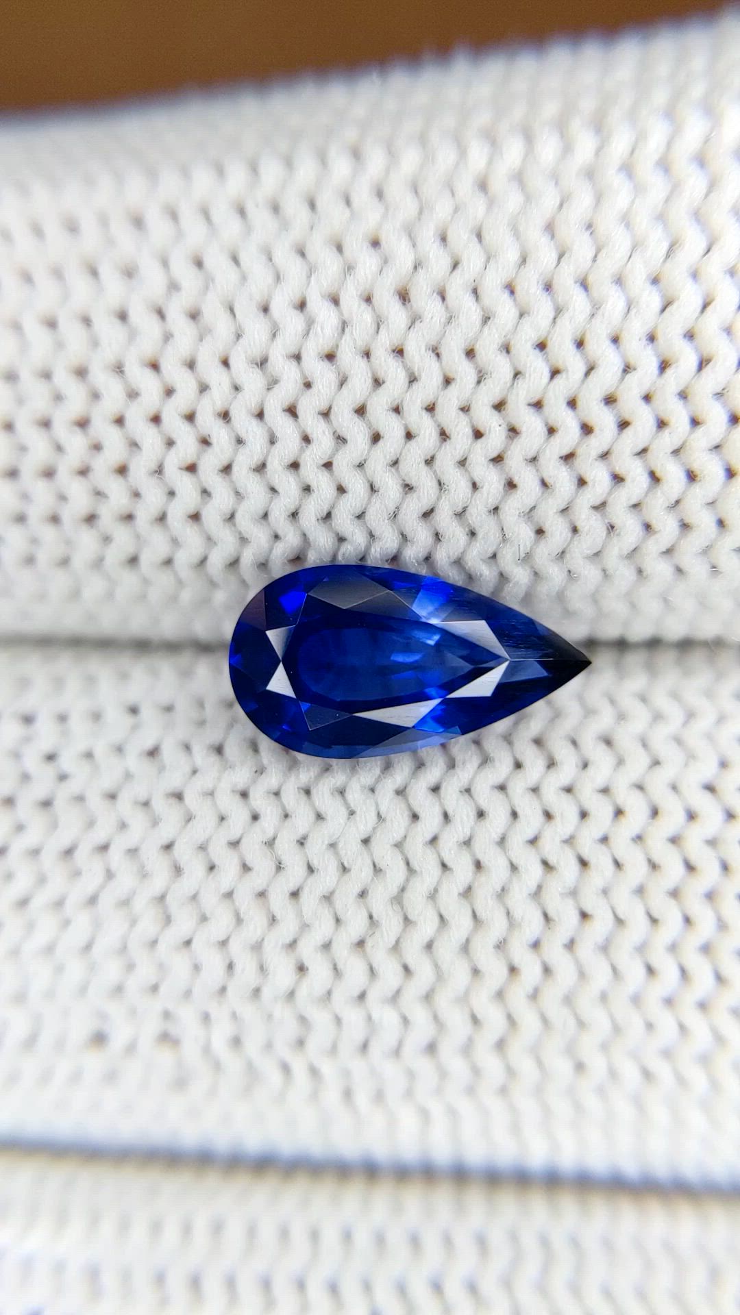 1.62 Ct. Blue Sapphire from Ceylon (Sri Lanka) Size Video