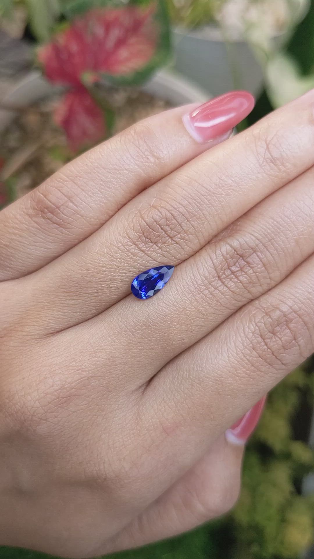 1.17 Ct. Blue Sapphire from Ceylon (Sri Lanka) Size Video