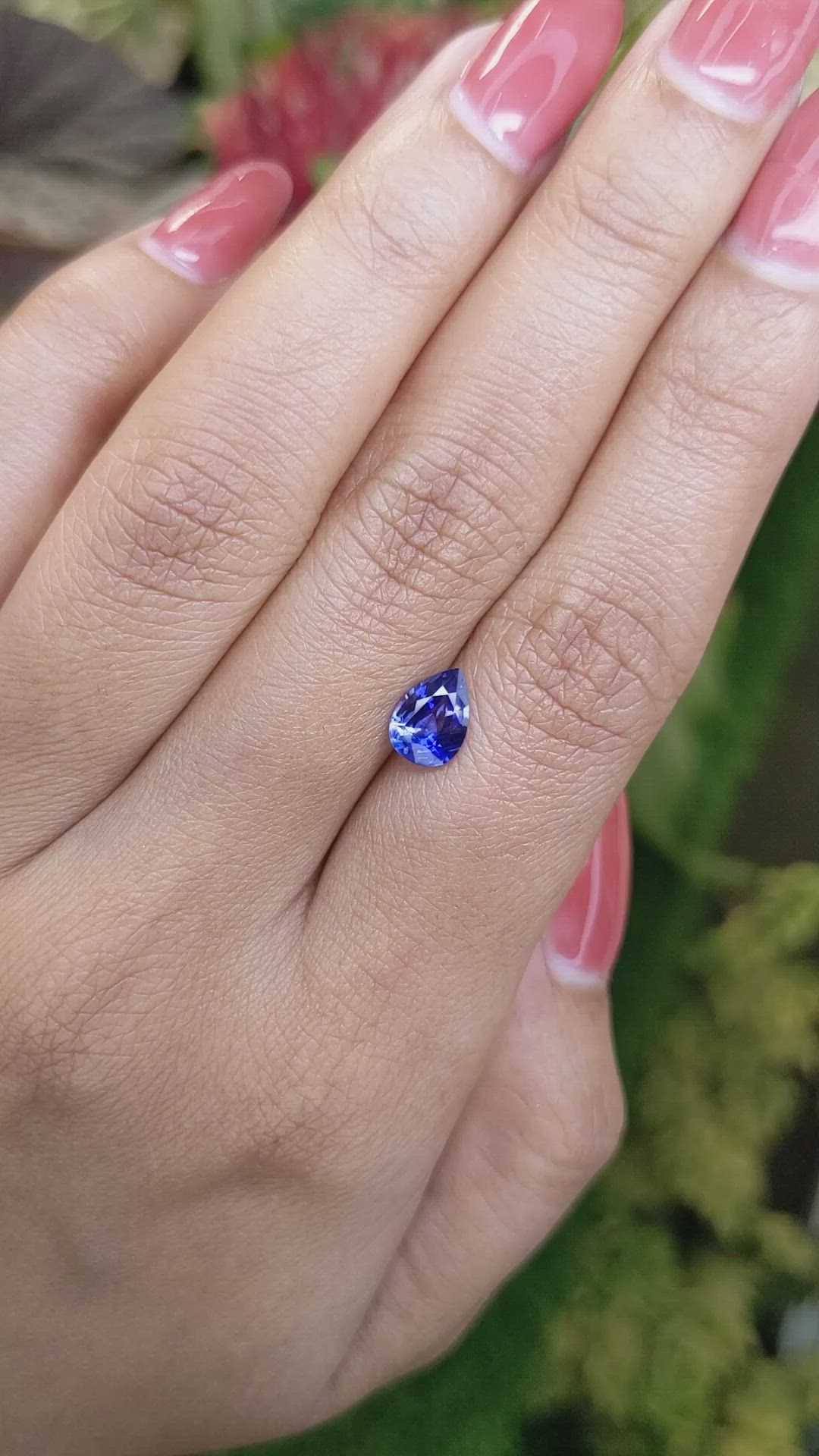 1.27 Ct. Blue Sapphire from Ceylon (Sri Lanka) Size Video