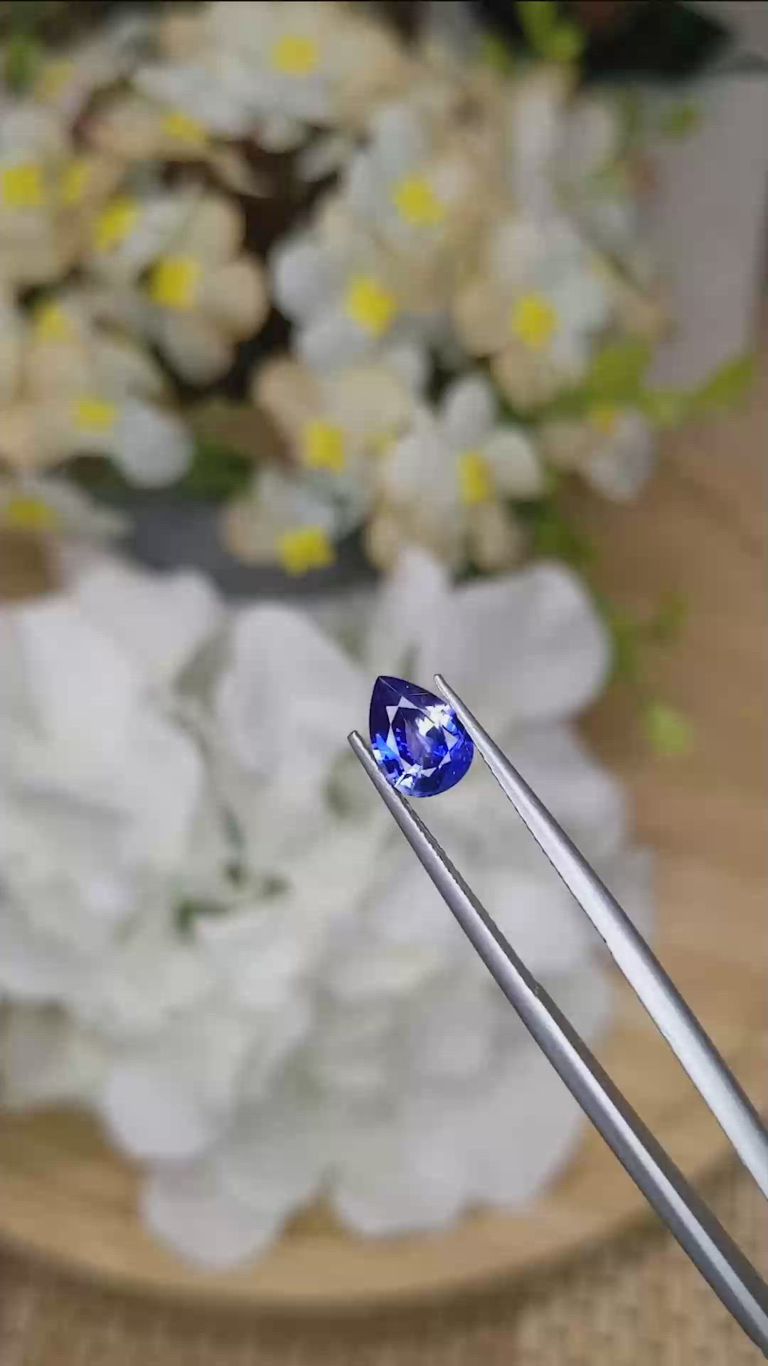 1.27 Ct. Blue Sapphire from Ceylon (Sri Lanka) Size Video