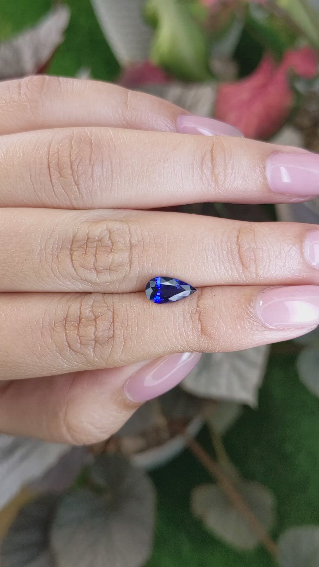 1.35 Ct. Blue Sapphire from Ceylon (Sri Lanka) Size Video