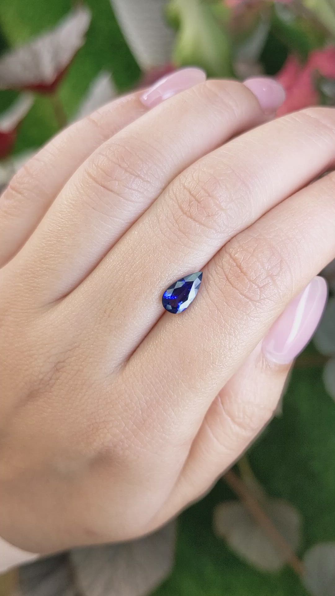 1.35 Ct. Blue Sapphire from Ceylon (Sri Lanka) Size Video