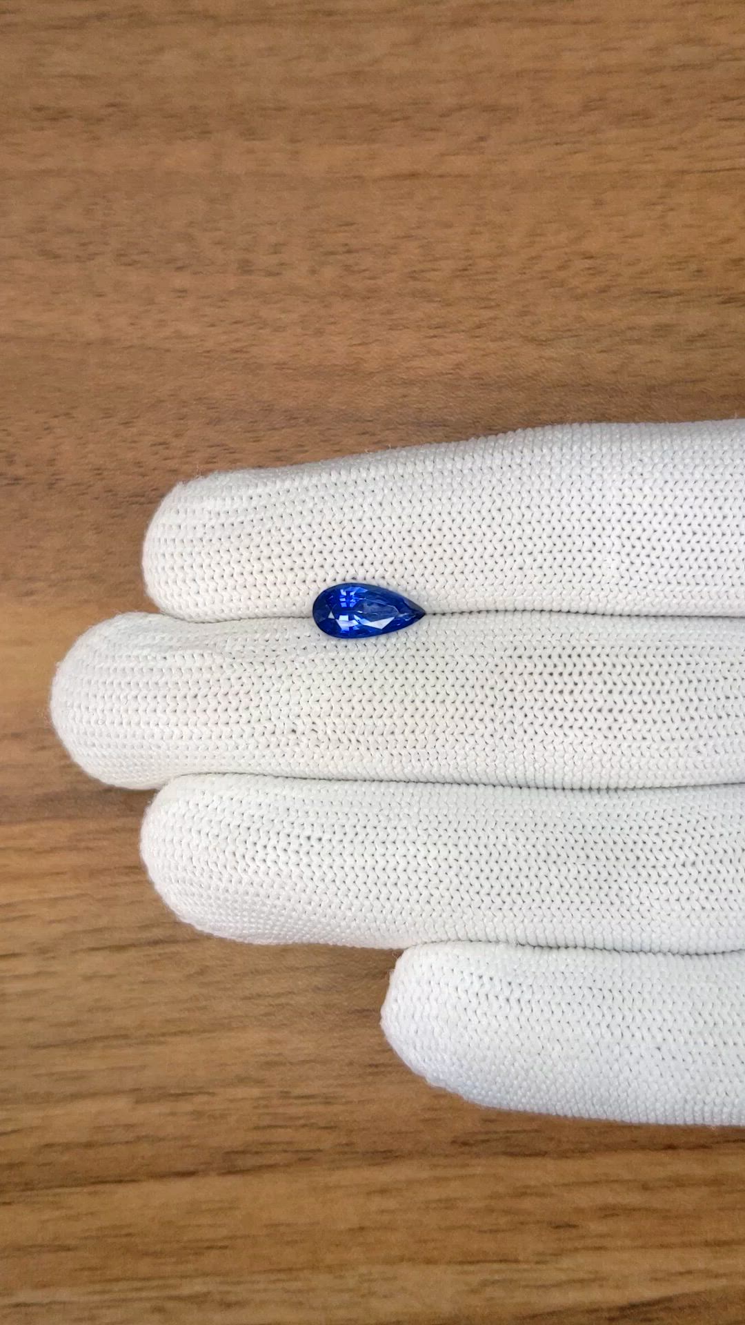 1.66 Ct. Blue Sapphire from Ceylon (Sri Lanka) Size Video