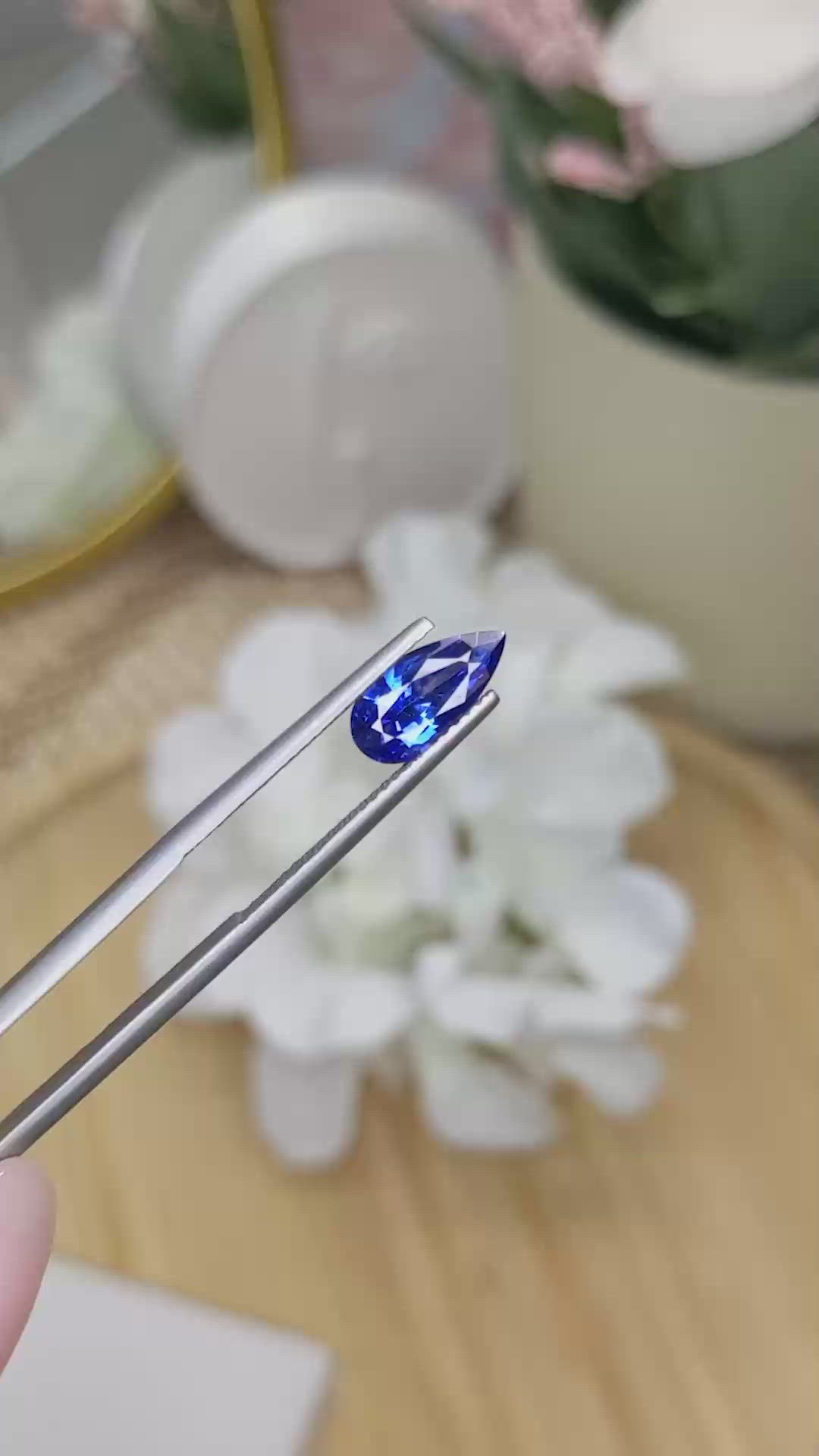 1.66 Ct. Blue Sapphire from Ceylon (Sri Lanka) Size Video