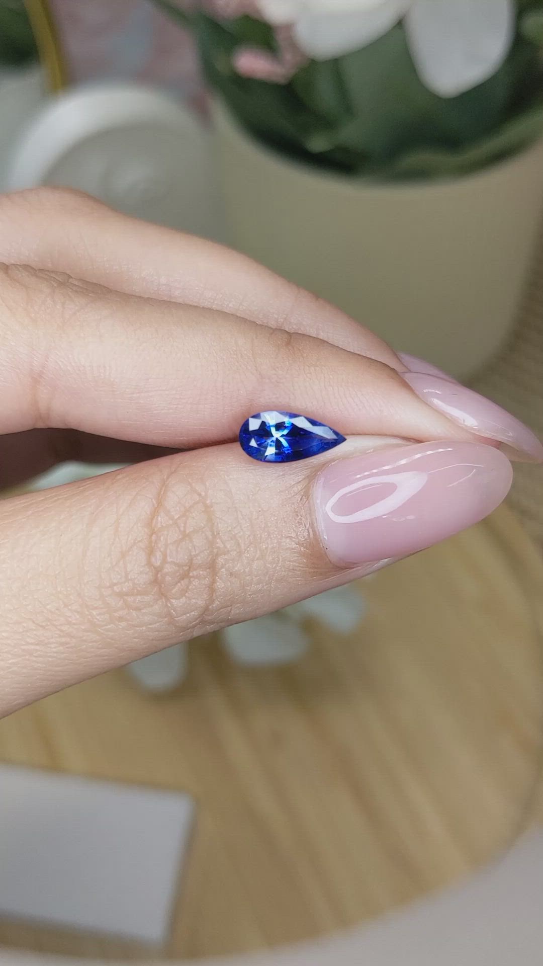 1.35 Ct. Blue Sapphire from Ceylon (Sri Lanka) Size Video
