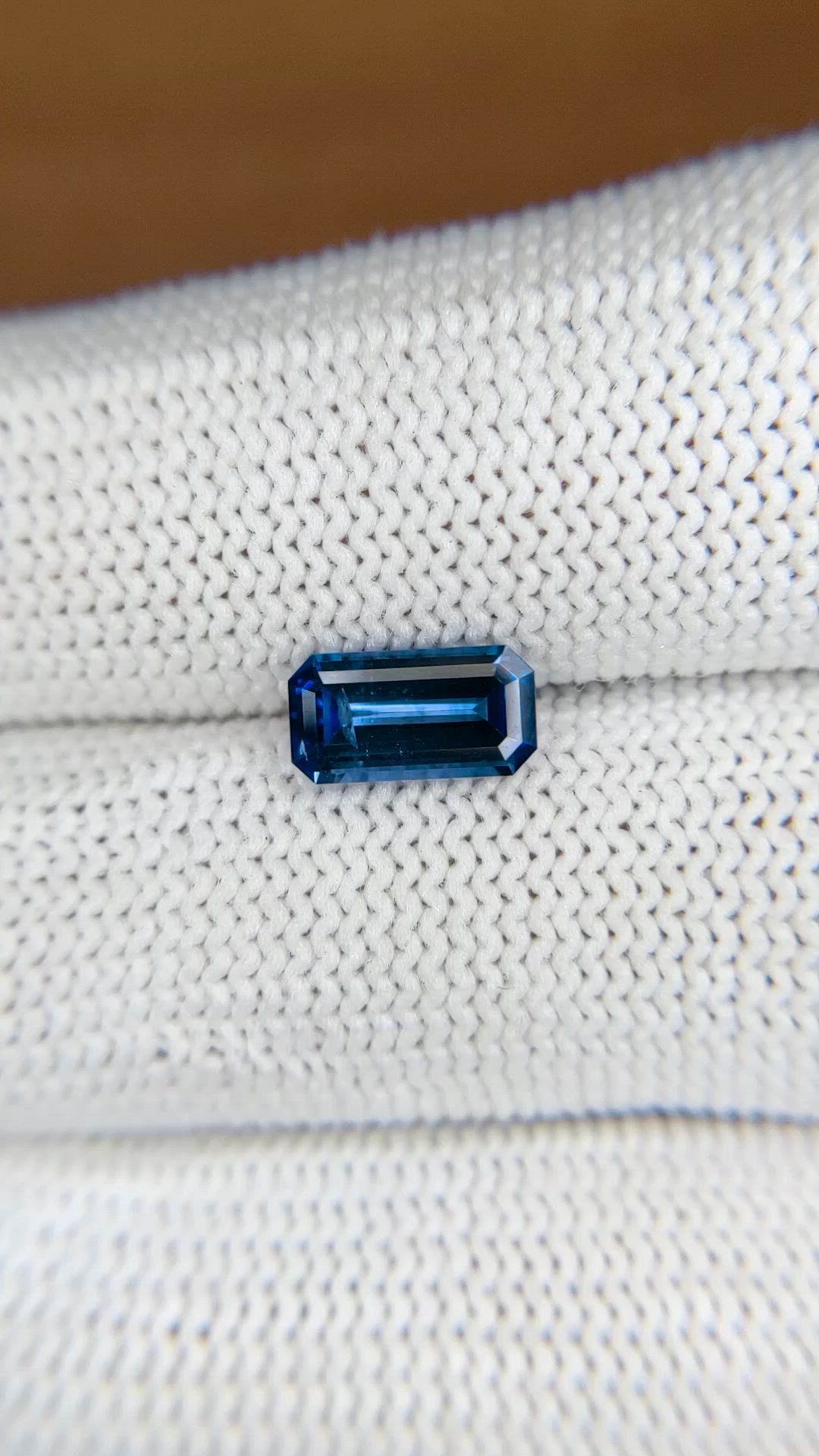 1.50 Ct. Blue Sapphire from Ceylon (Sri Lanka) Size Video