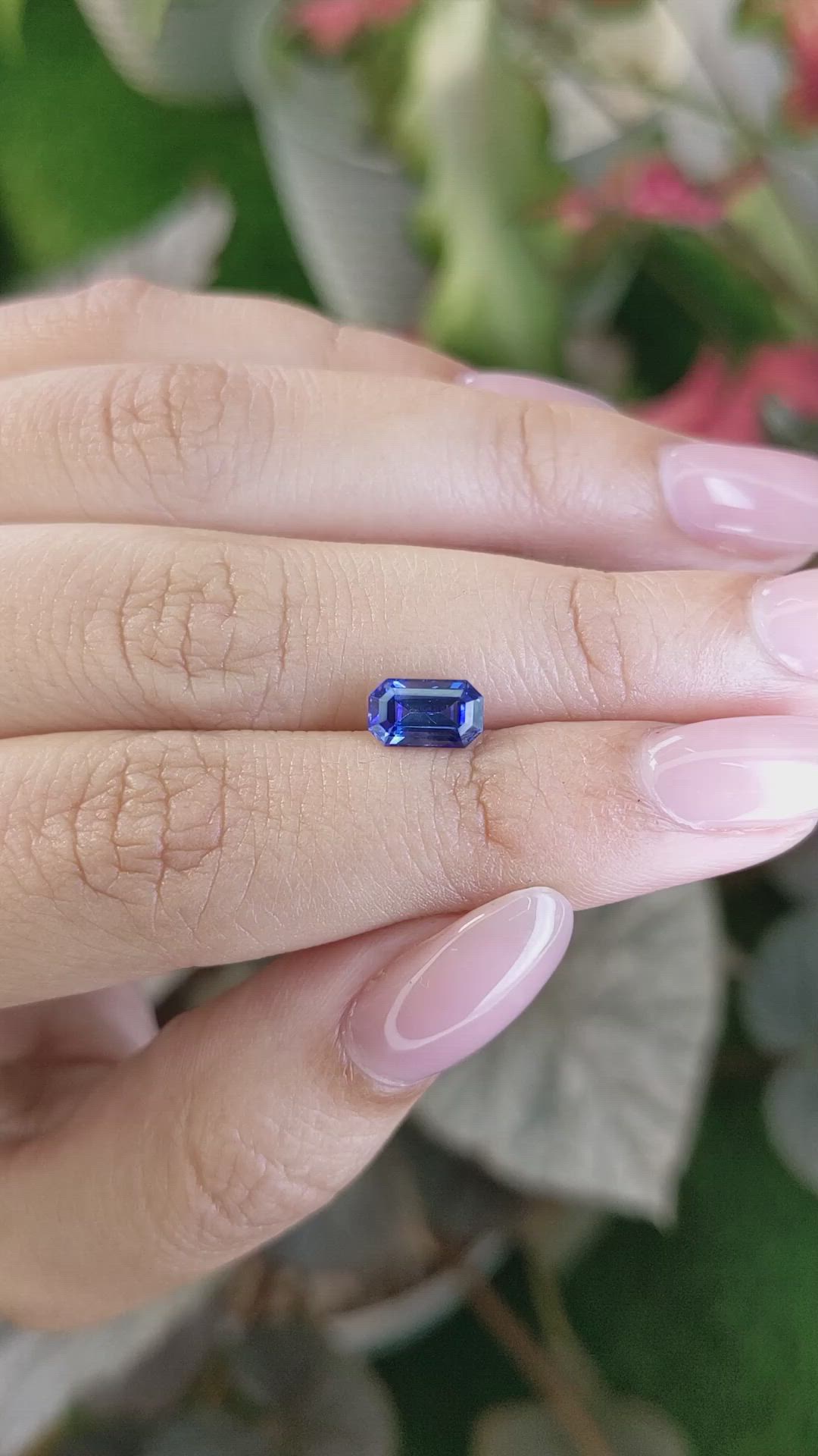 1.44 Ct. Blue Sapphire from Ceylon (Sri Lanka) Size Video