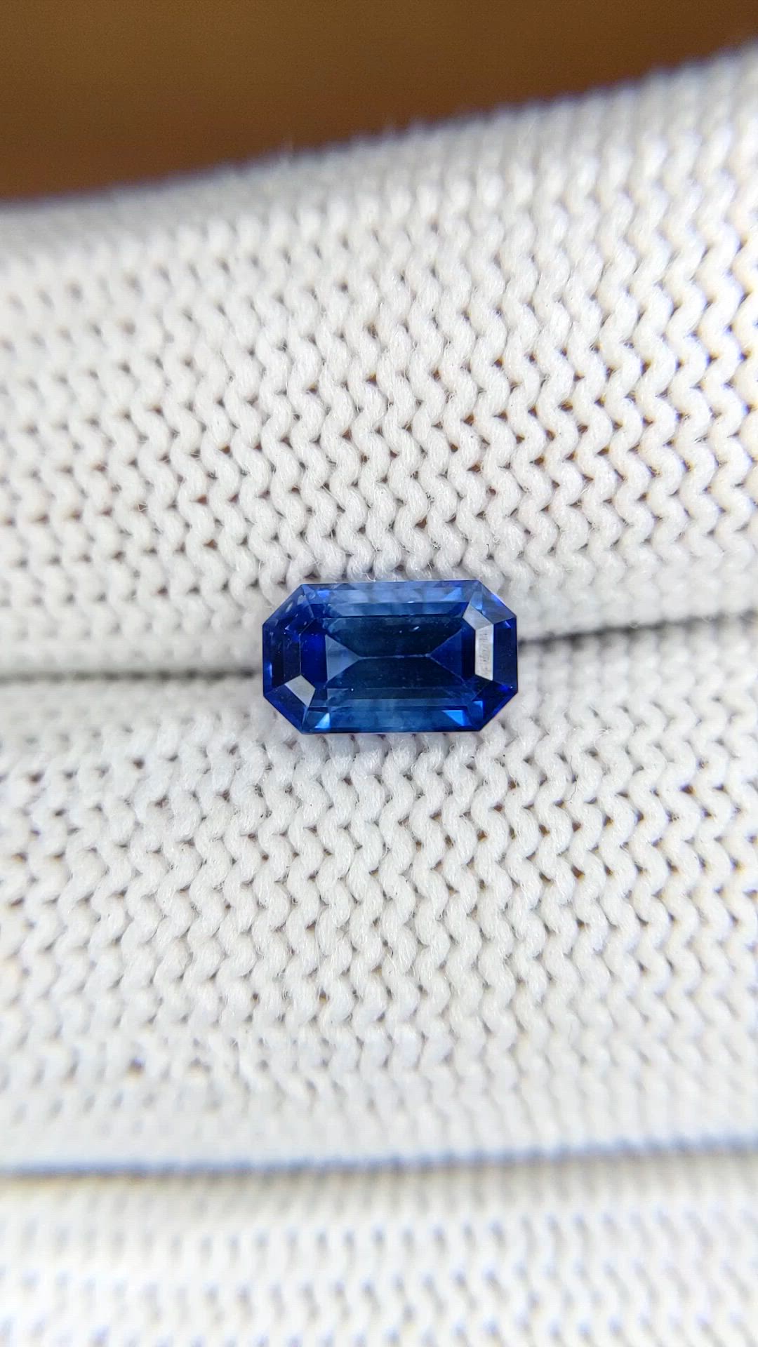 1.44 Ct. Blue Sapphire from Ceylon (Sri Lanka) Size Video