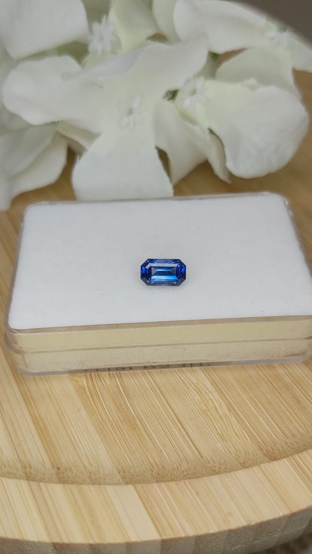 1.44 Ct. Blue Sapphire from Ceylon (Sri Lanka) Size Video