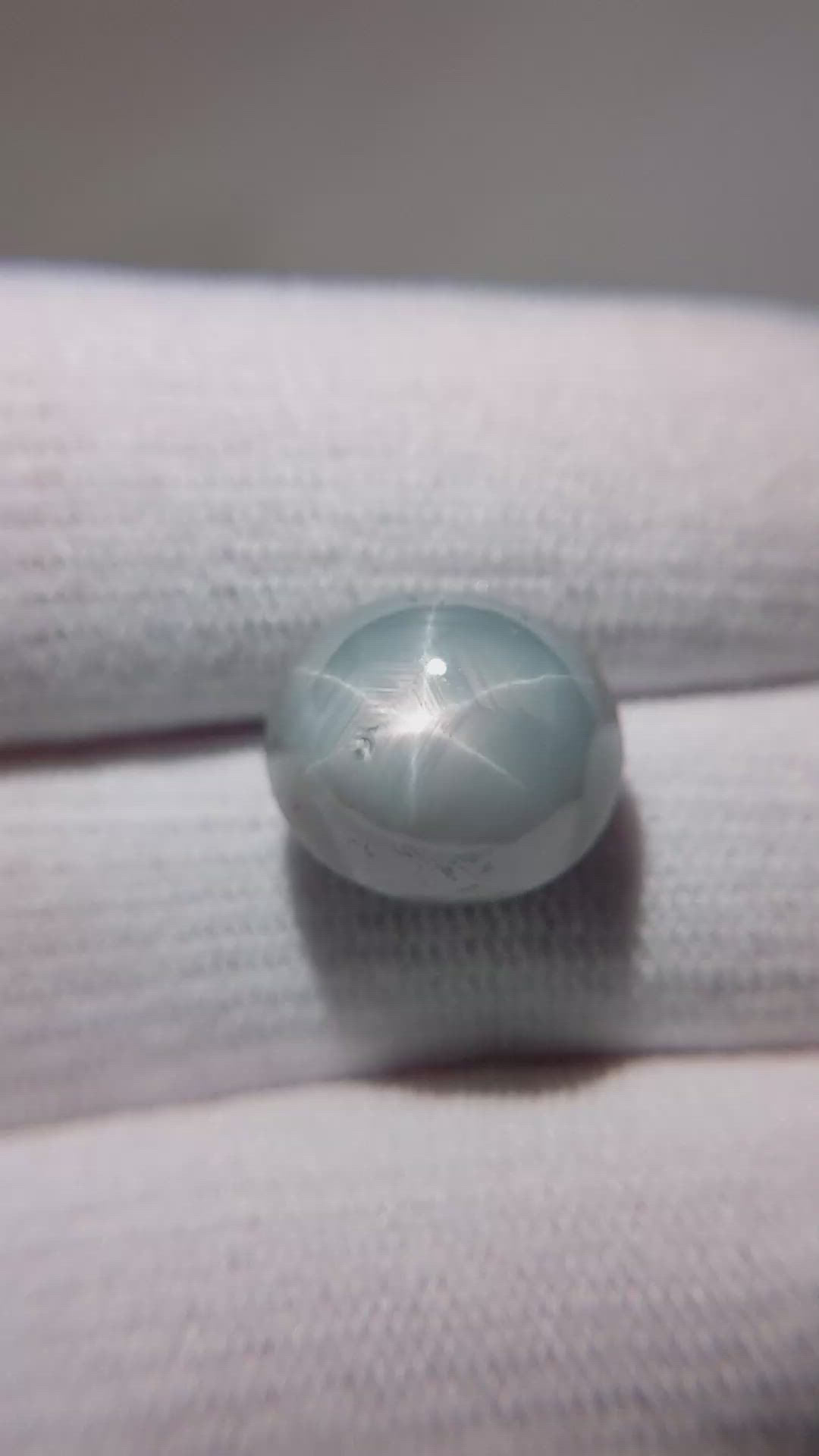18.88 Ct. Greyish Blue Star Sapphire from Ceylon (Sri Lanka) Size Video