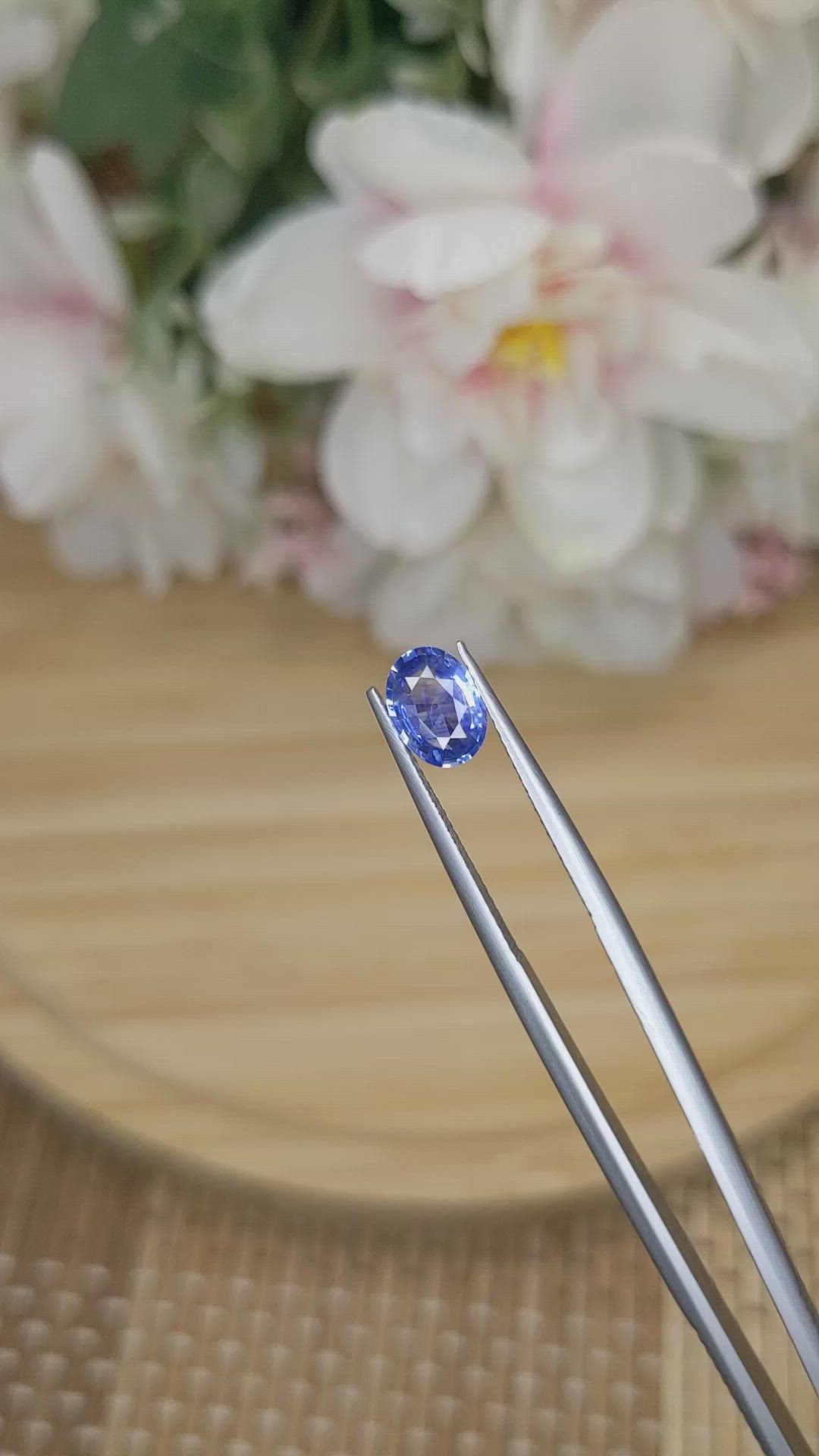 1.13 Ct. Blue Sapphire from Ceylon (Sri Lanka) Size Video