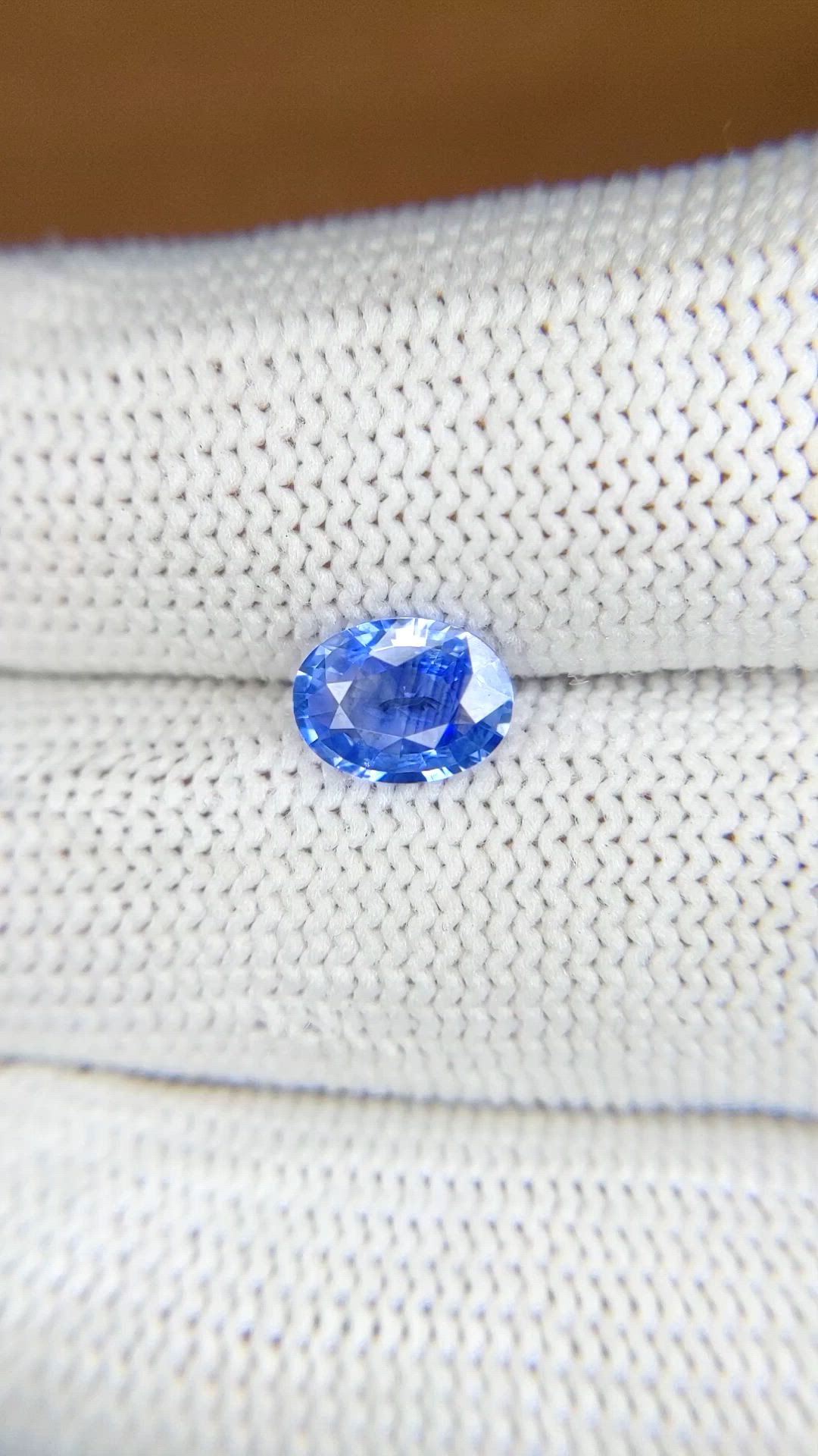 1.13 Ct. Blue Sapphire from Ceylon (Sri Lanka) Size Video