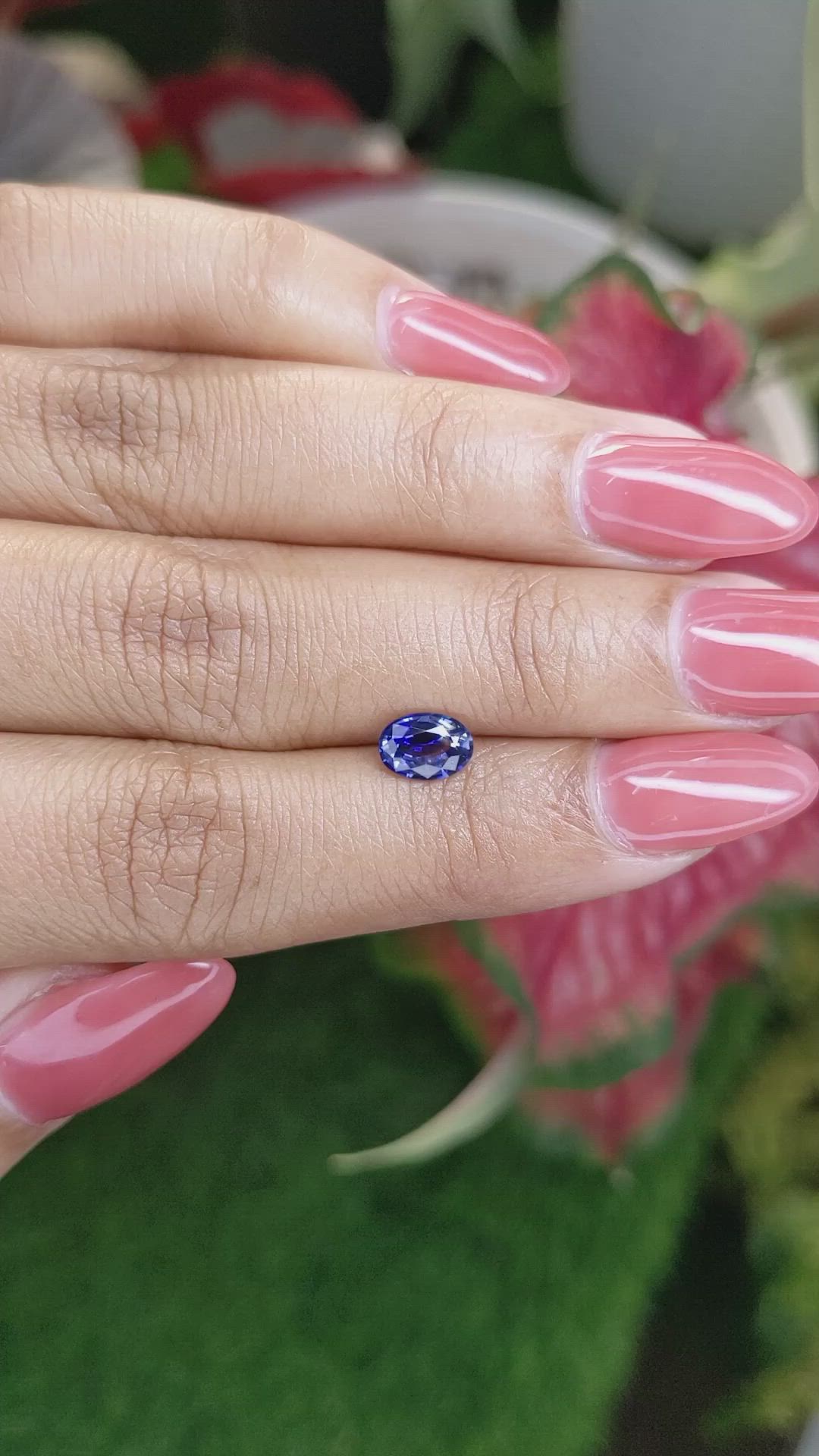 1.00 Ct. Blue Sapphire from Ceylon (Sri Lanka) Size Video