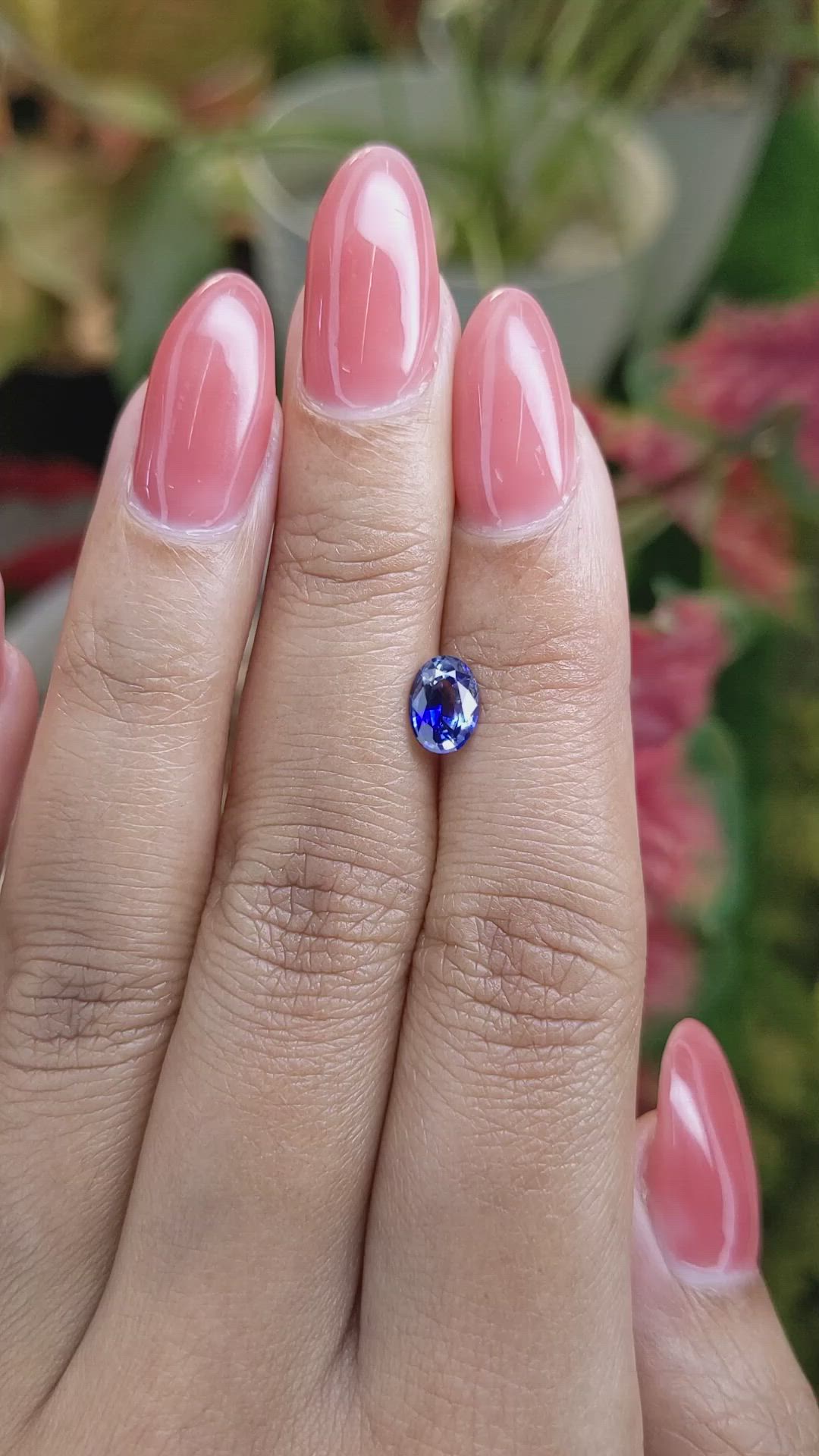 1.00 Ct. Blue Sapphire from Ceylon (Sri Lanka) Size Video