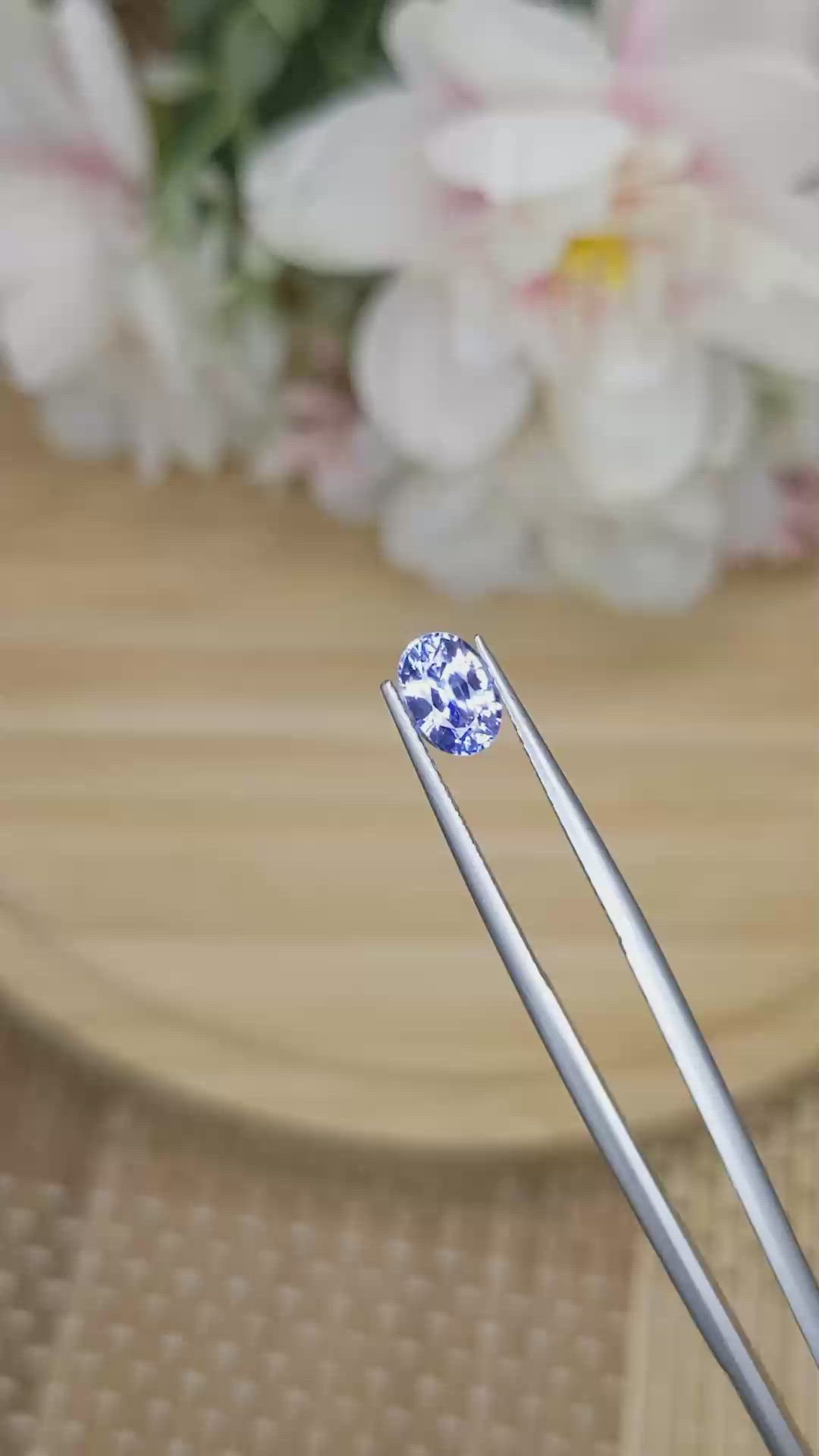 1.23 Ct. Blue Sapphire from Ceylon (Sri Lanka) Size Video