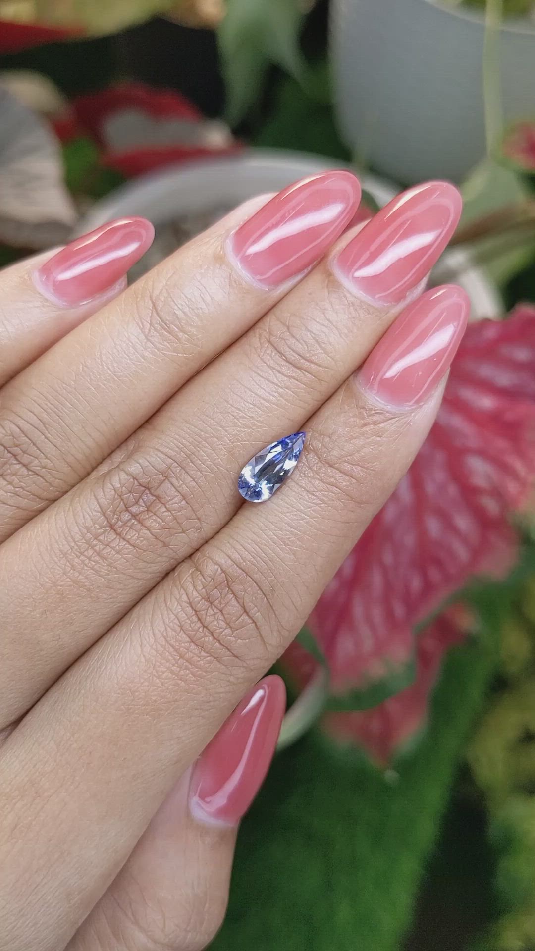 1.25 Ct. Bi Color / Parti Sapphire from Ceylon (Sri Lanka) Size Video
