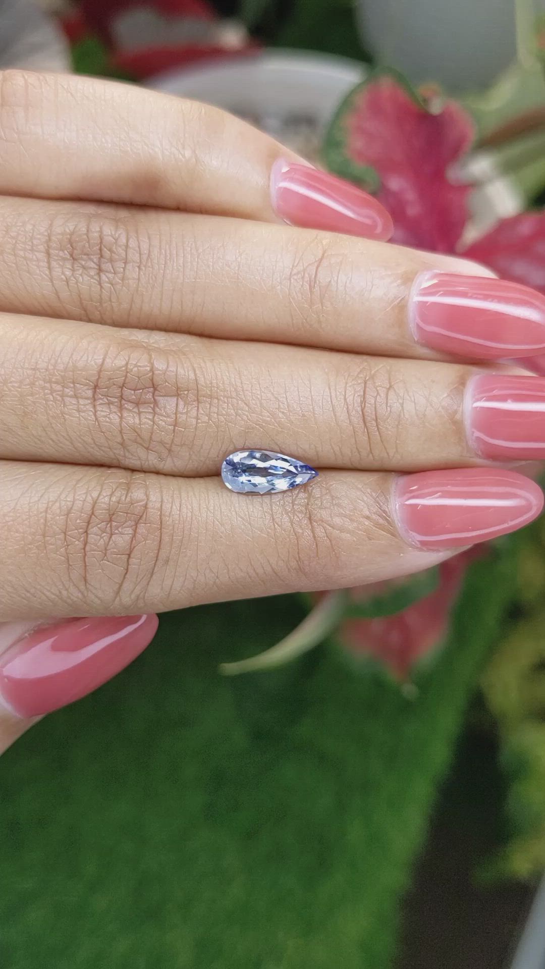 1.25 Ct. Bi Color / Parti Sapphire from Ceylon (Sri Lanka) Size Video