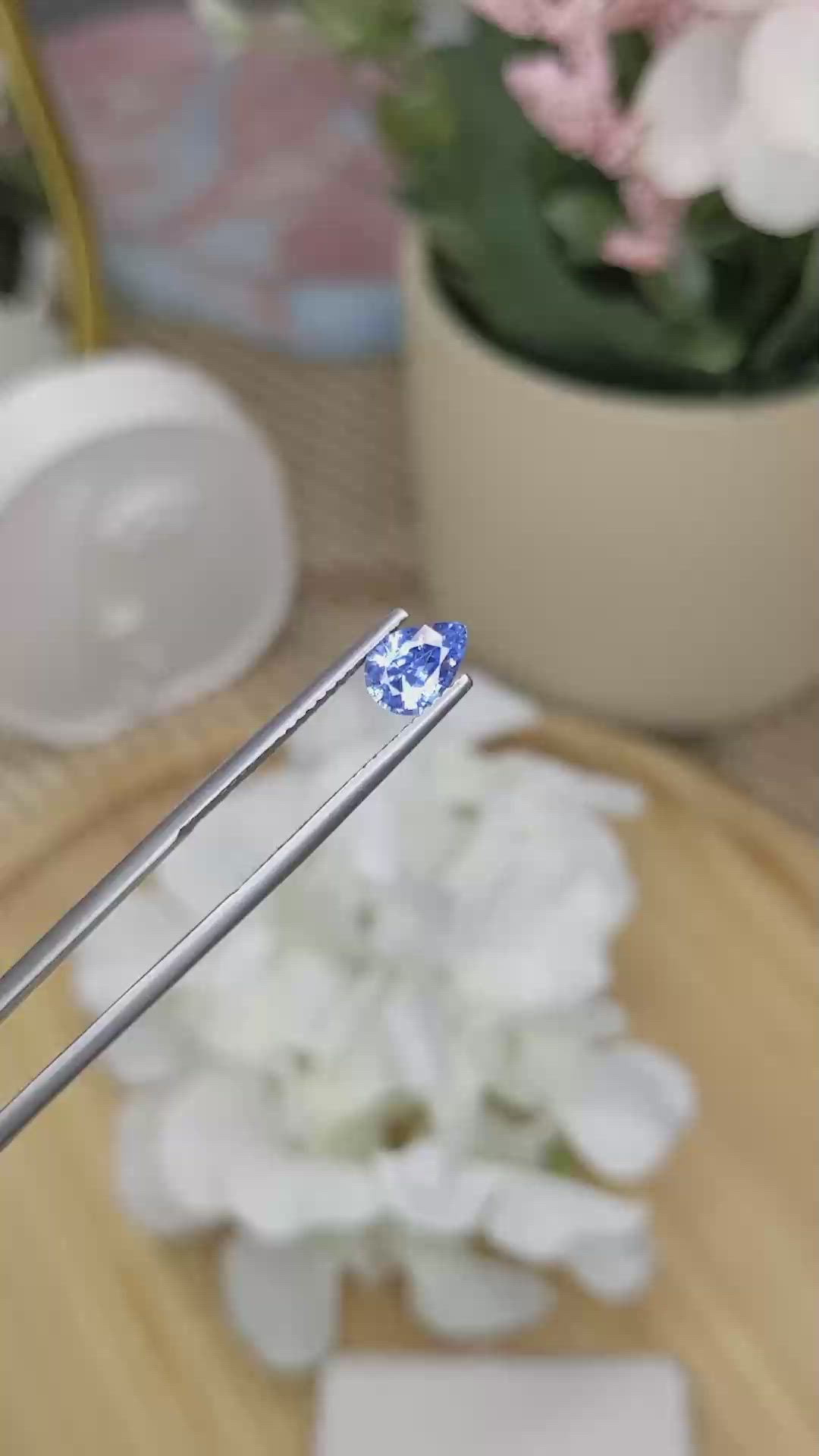 0.97 Ct. Blue Sapphire from Ceylon (Sri Lanka) Size Video