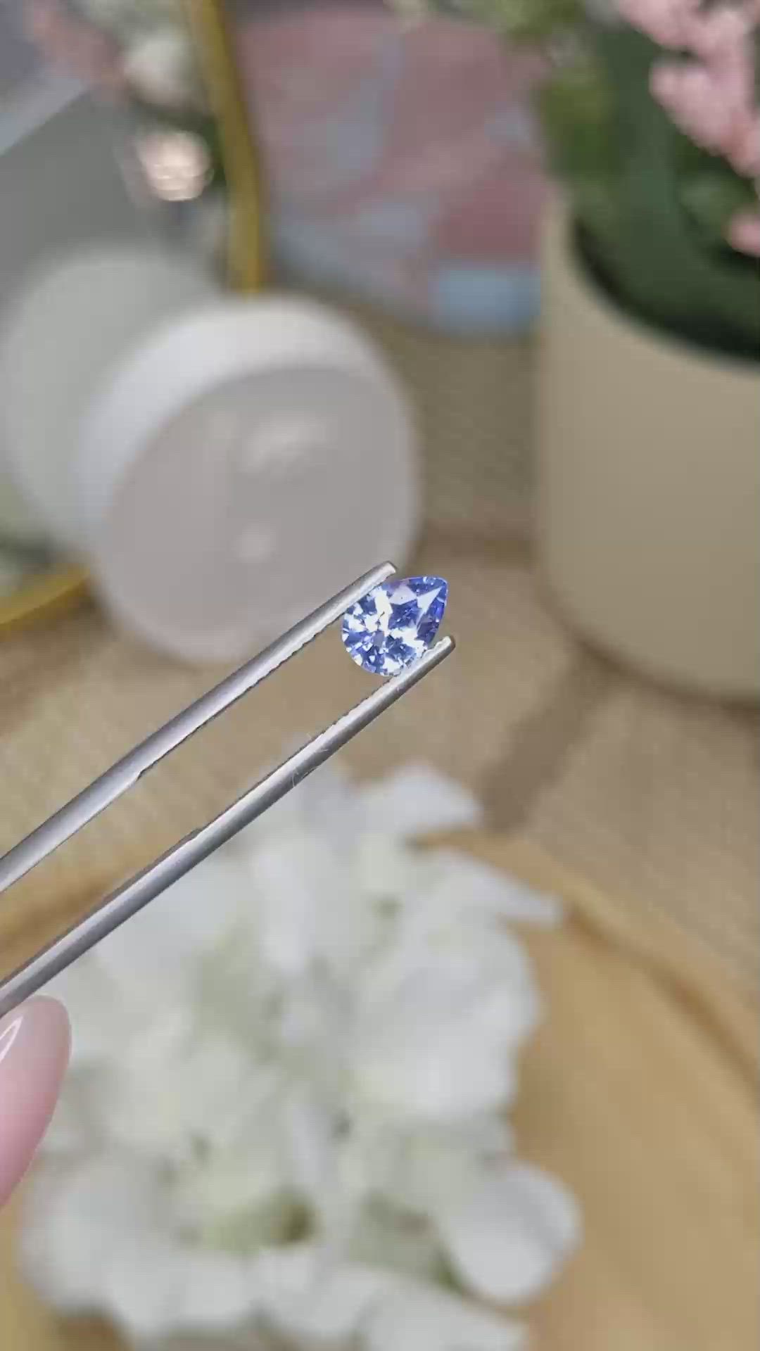 0.93 Ct. Blue Sapphire from Ceylon (Sri Lanka) Size Video