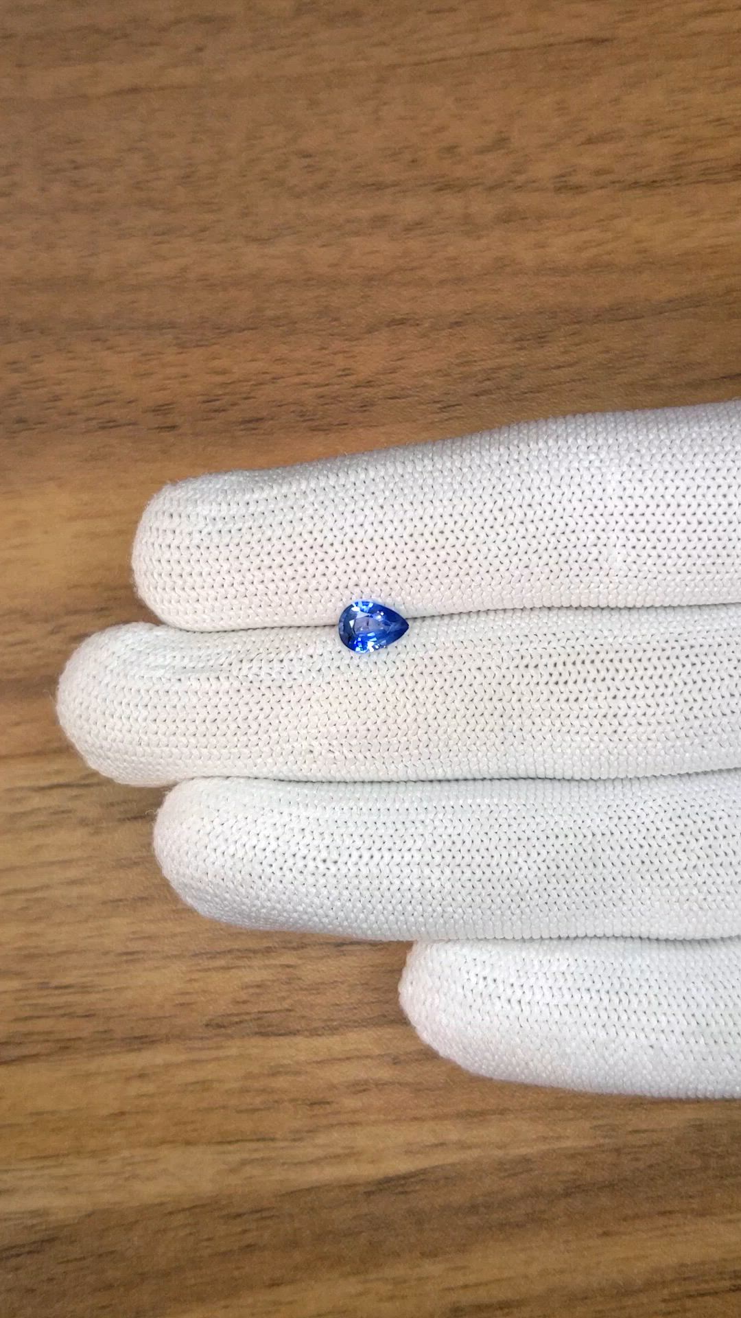 0.65 Ct. Blue Sapphire from Ceylon (Sri Lanka) Size Video