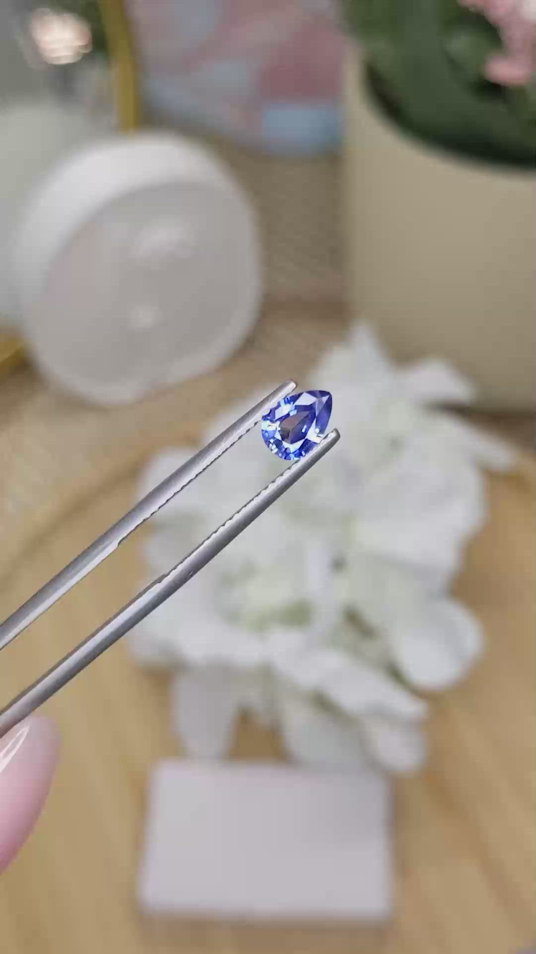 0.65 Ct. Blue Sapphire from Ceylon (Sri Lanka) Size Video