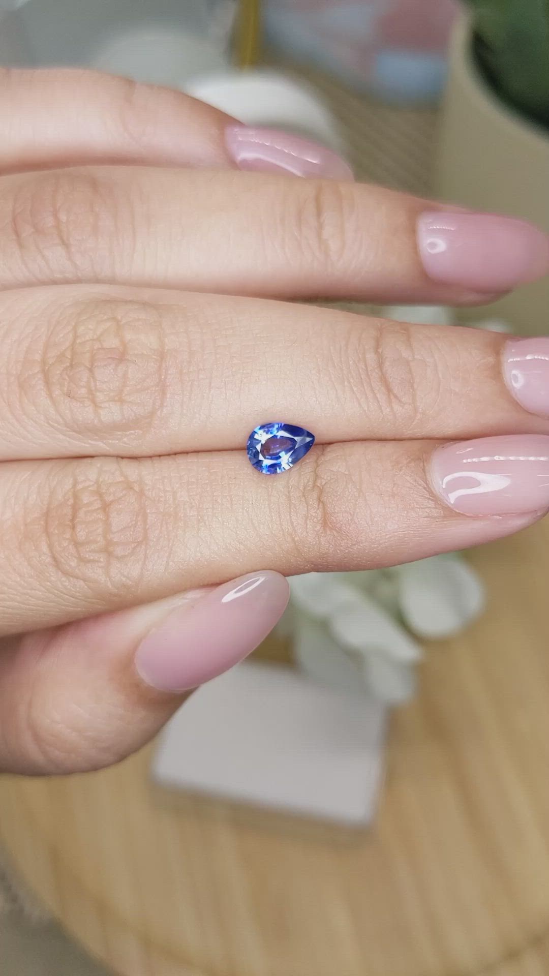 0.65 Ct. Blue Sapphire from Ceylon (Sri Lanka) Size Video