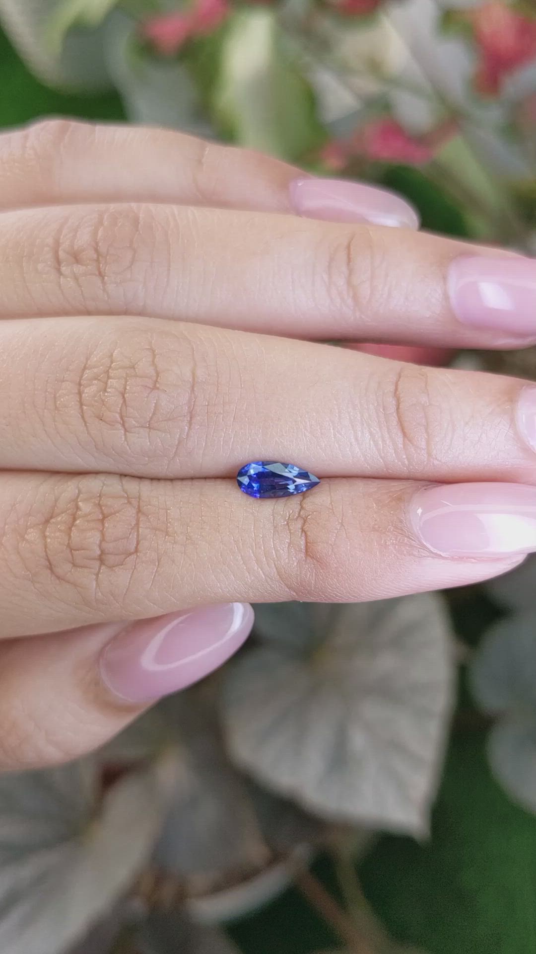 0.65 Ct. Blue Sapphire from Ceylon (Sri Lanka) Size Video