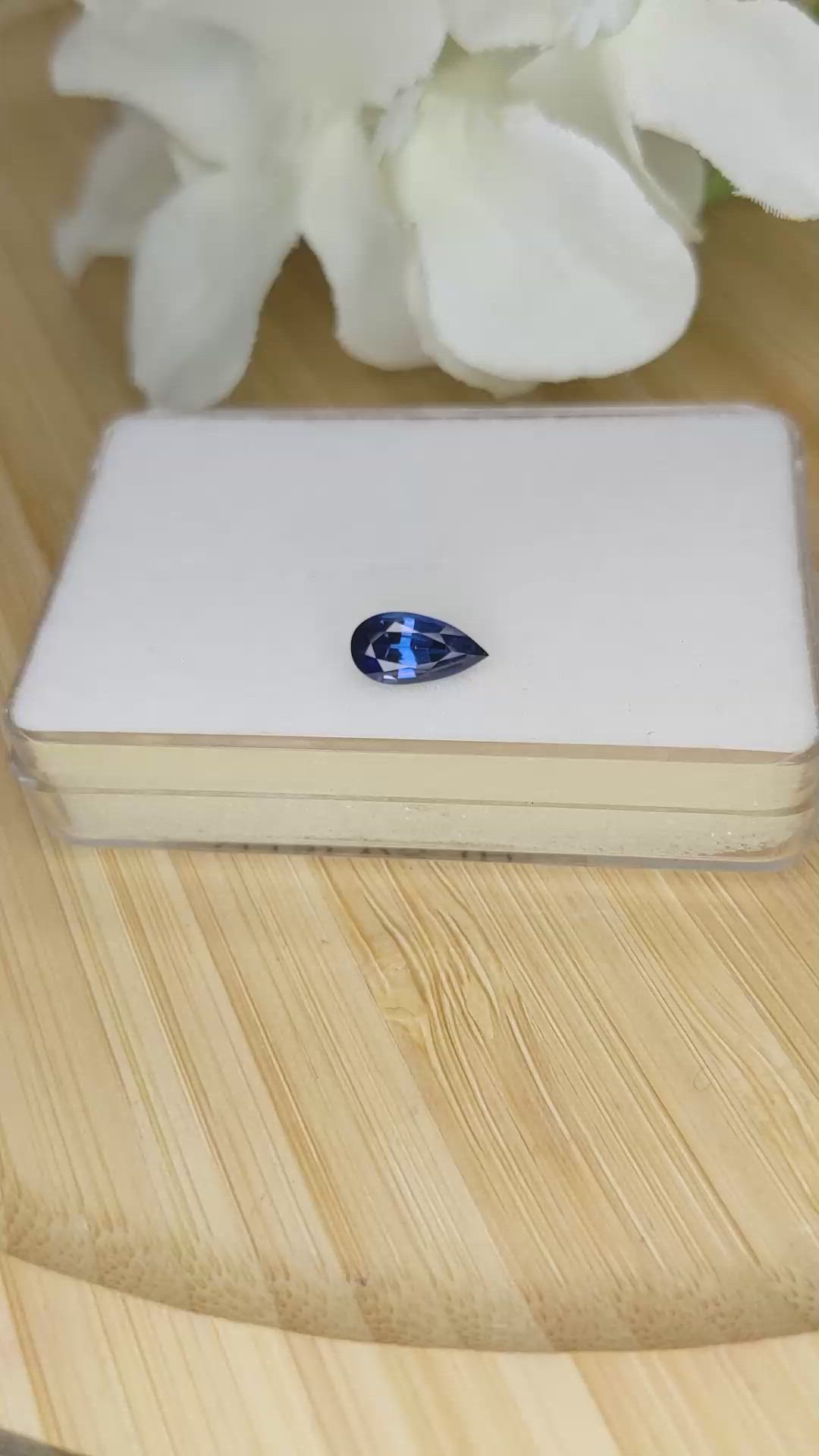 1.06 Ct. Blue Sapphire from Ceylon (Sri Lanka) Size Video