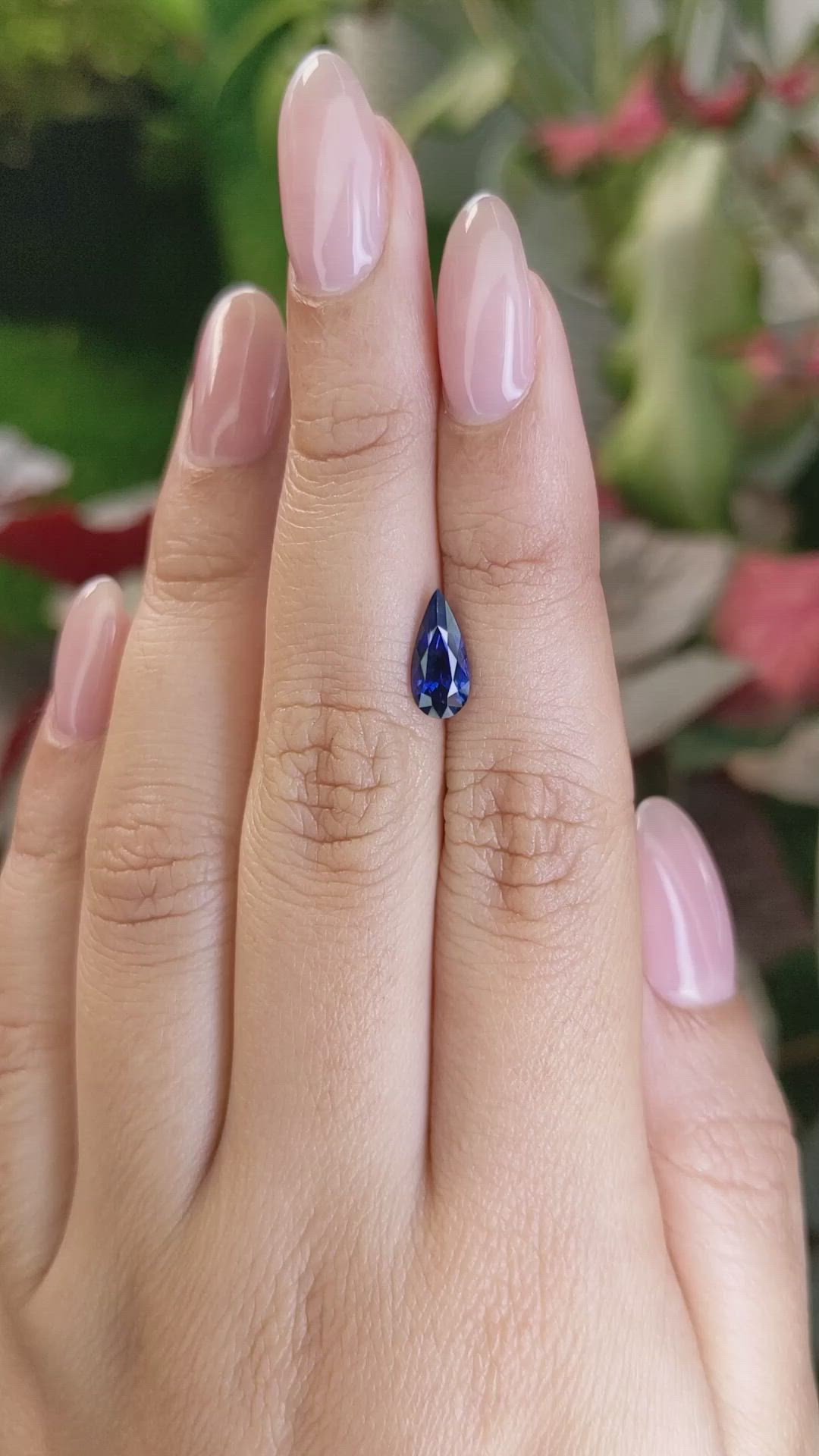 1.55 Ct. Blue Sapphire from Ceylon (Sri Lanka) Size Video