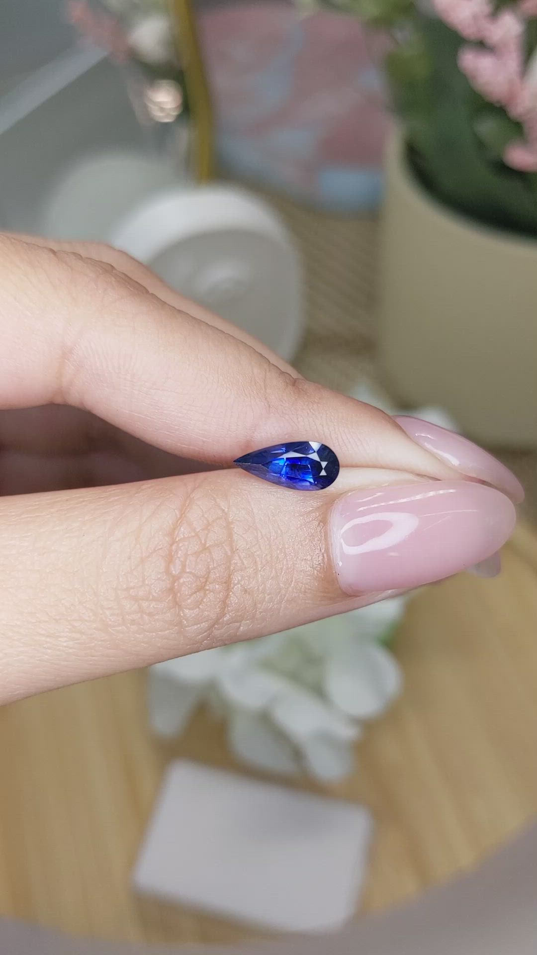 1.55 Ct. Blue Sapphire from Ceylon (Sri Lanka) Size Video