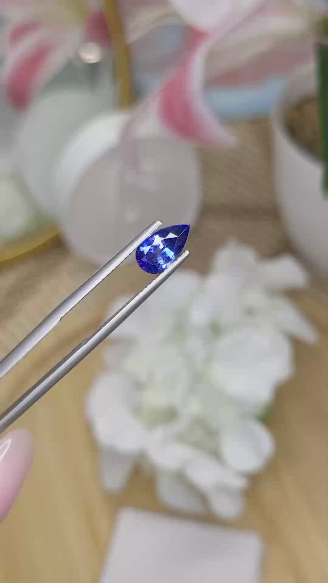 1.55 Ct. Blue Sapphire from Ceylon (Sri Lanka) Size Video