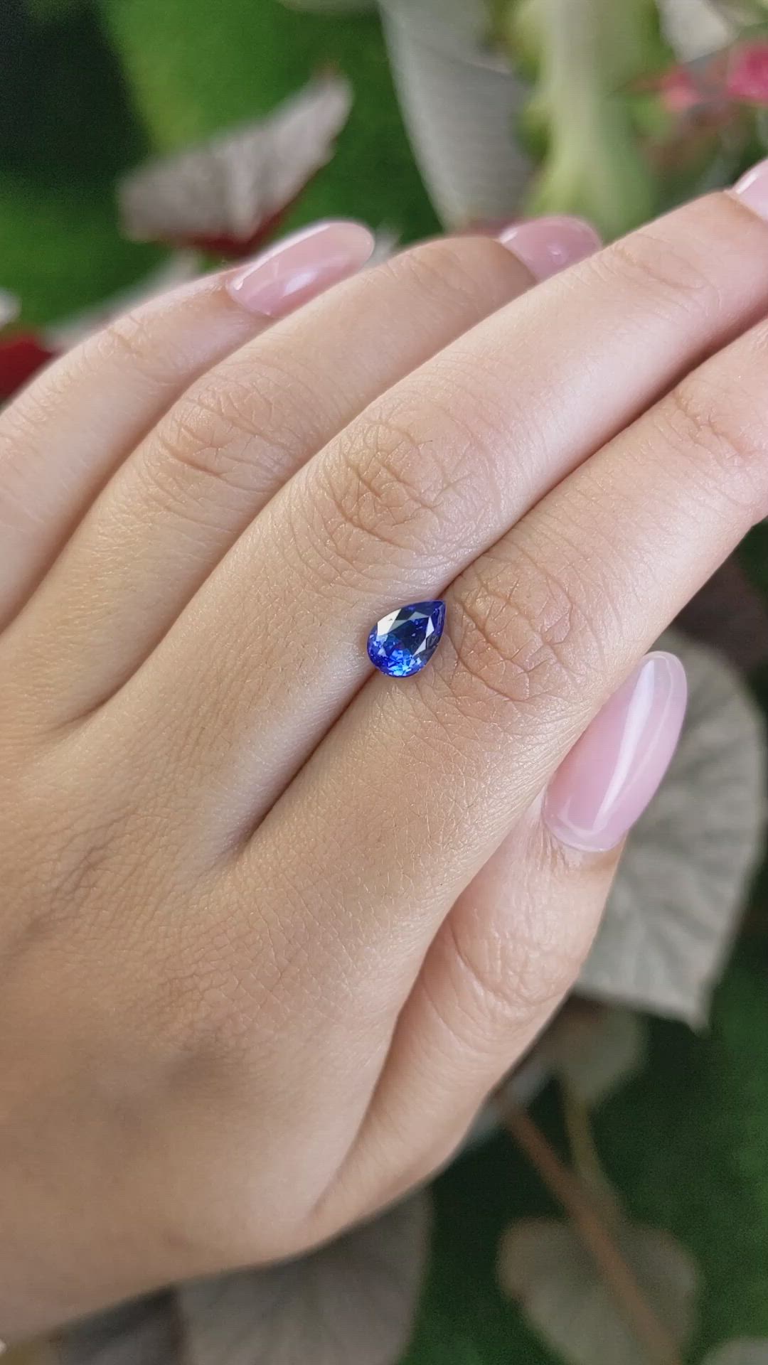 1.43 Ct. Blue Sapphire from Ceylon (Sri Lanka) Size Video