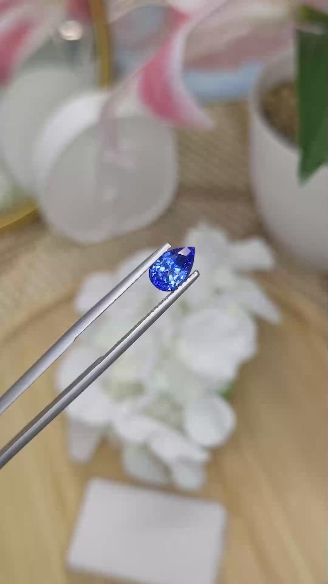 1.43 Ct. Blue Sapphire from Ceylon (Sri Lanka) Size Video