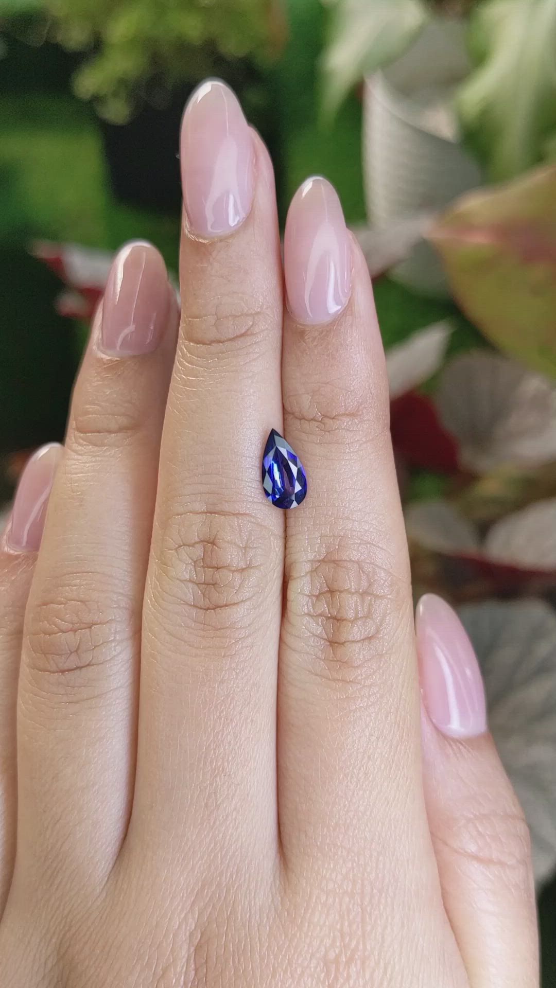 1.11 Ct. Blue Sapphire from Ceylon (Sri Lanka) Size Video