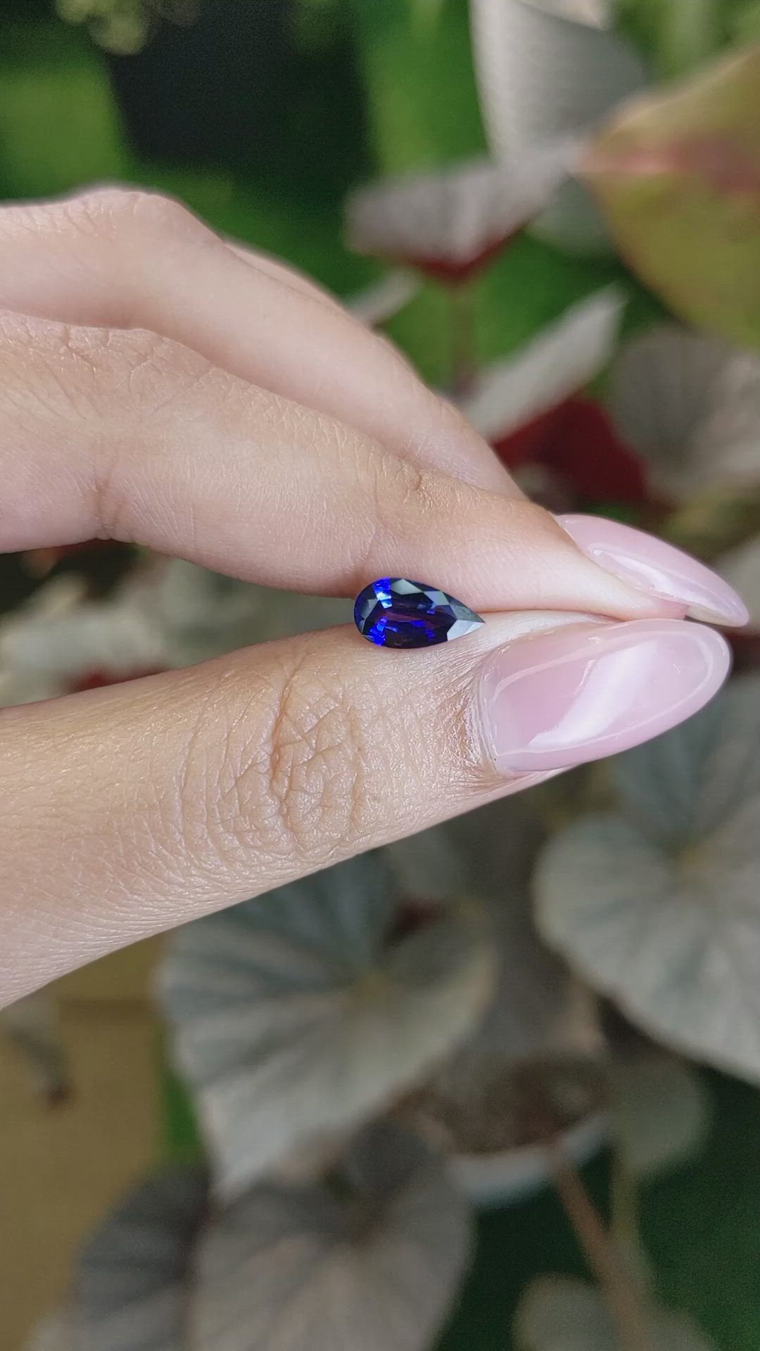 1.11 Ct. Blue Sapphire from Ceylon (Sri Lanka) Size Video