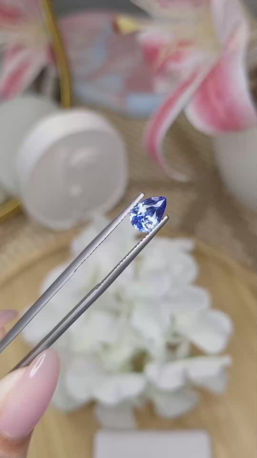1.32 Ct. Blue Sapphire from Ceylon (Sri Lanka) Size Video